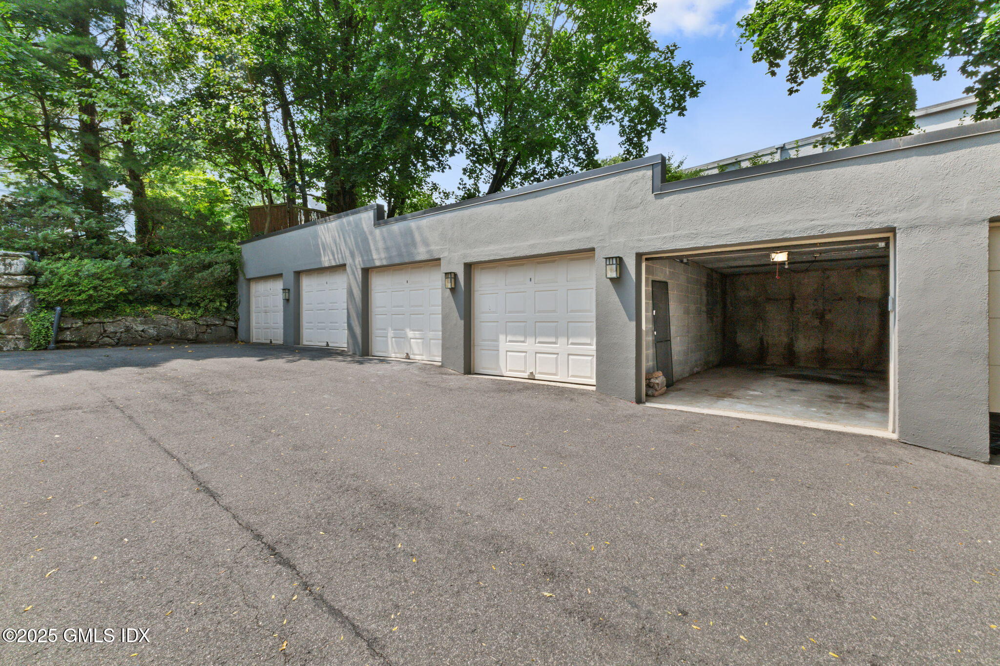 12 Glenville Street, 108