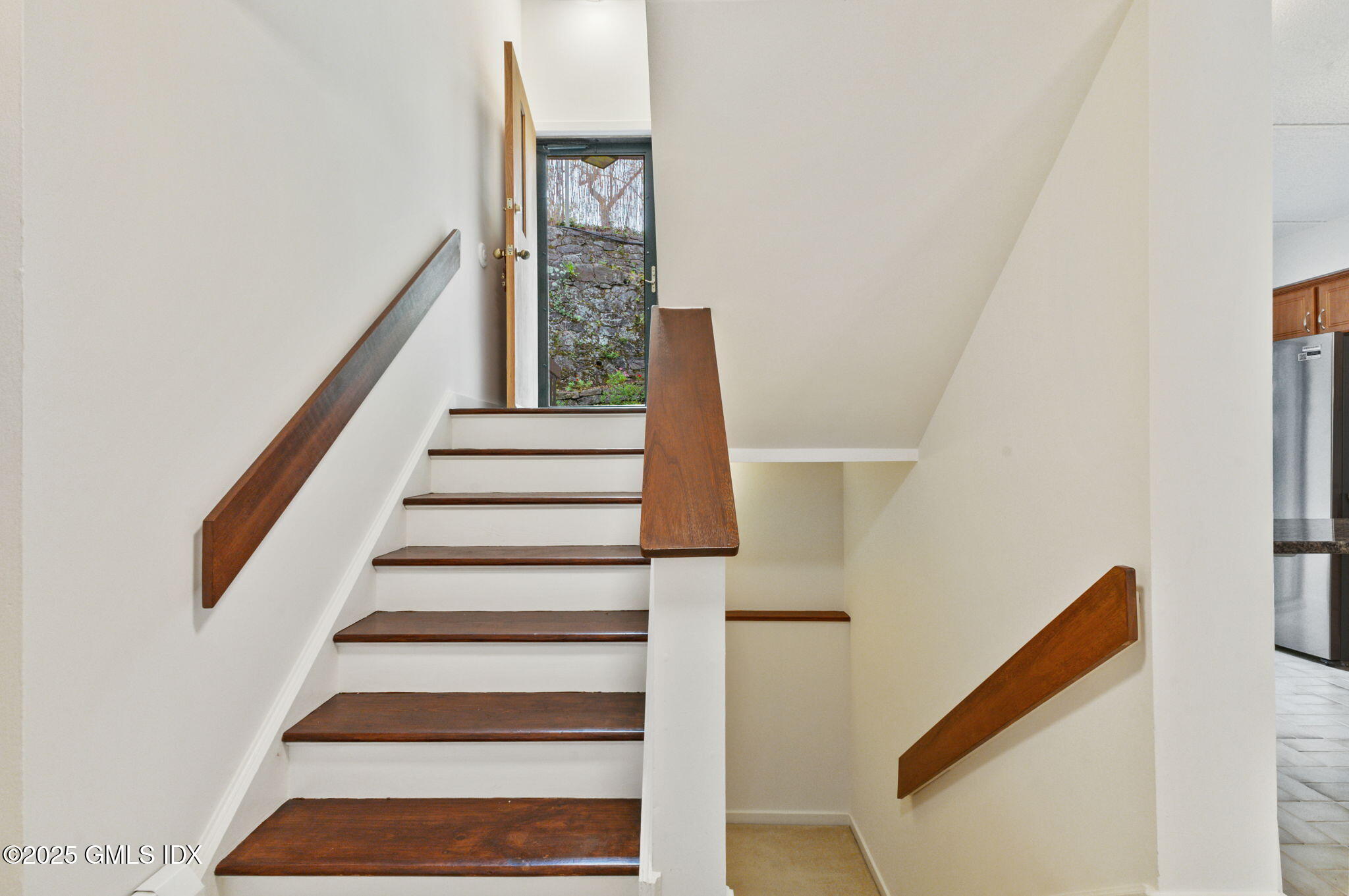 12 Glenville Street, 108