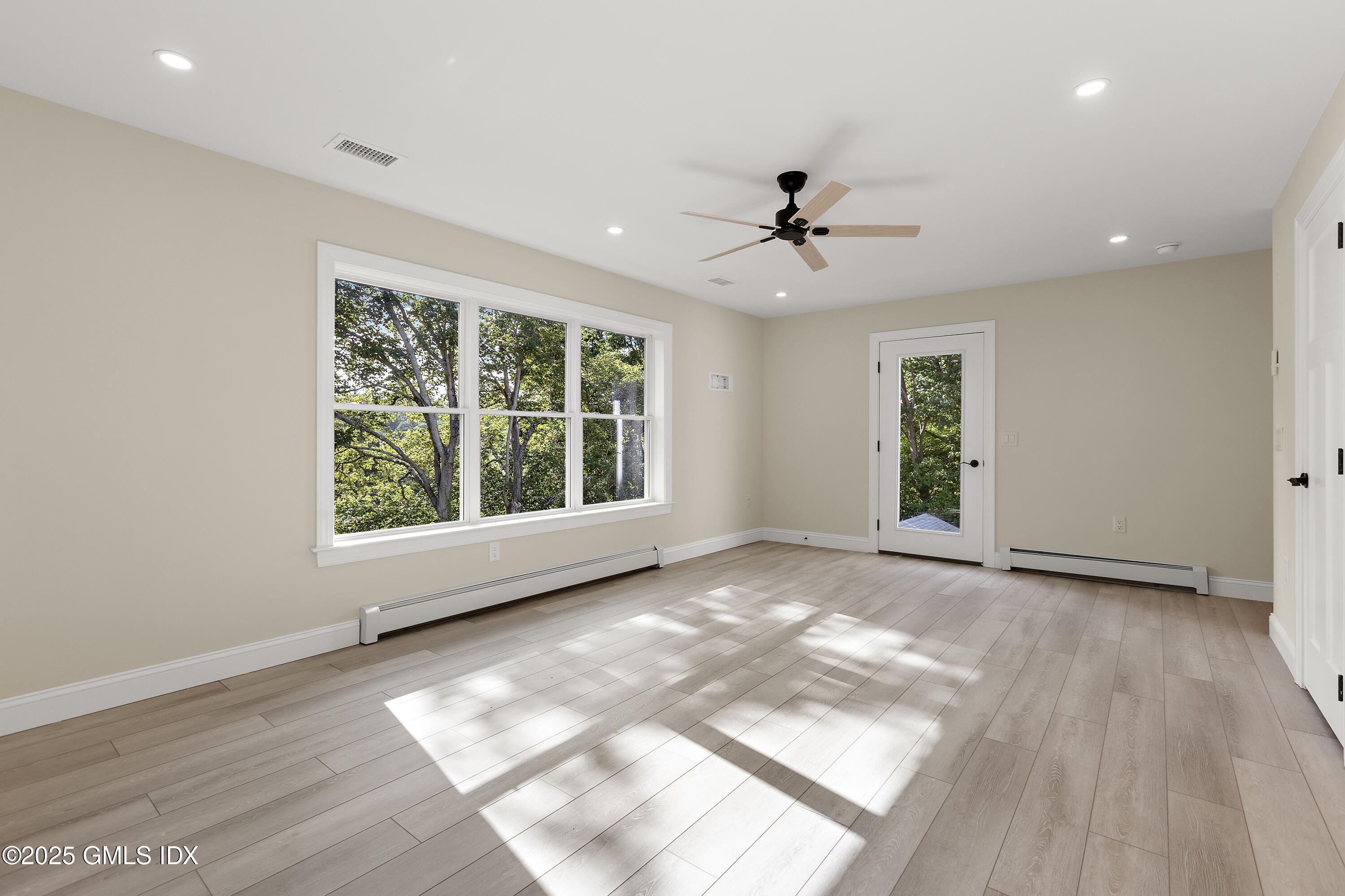 10 Highland Place, B