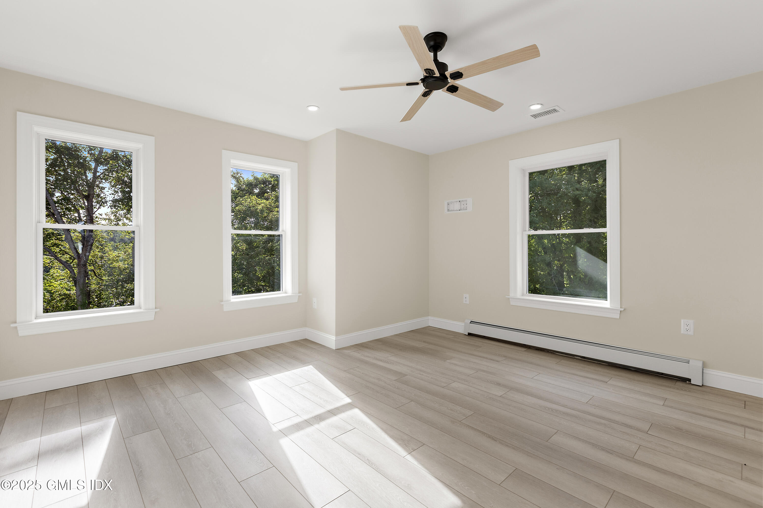 10 Highland Place, B