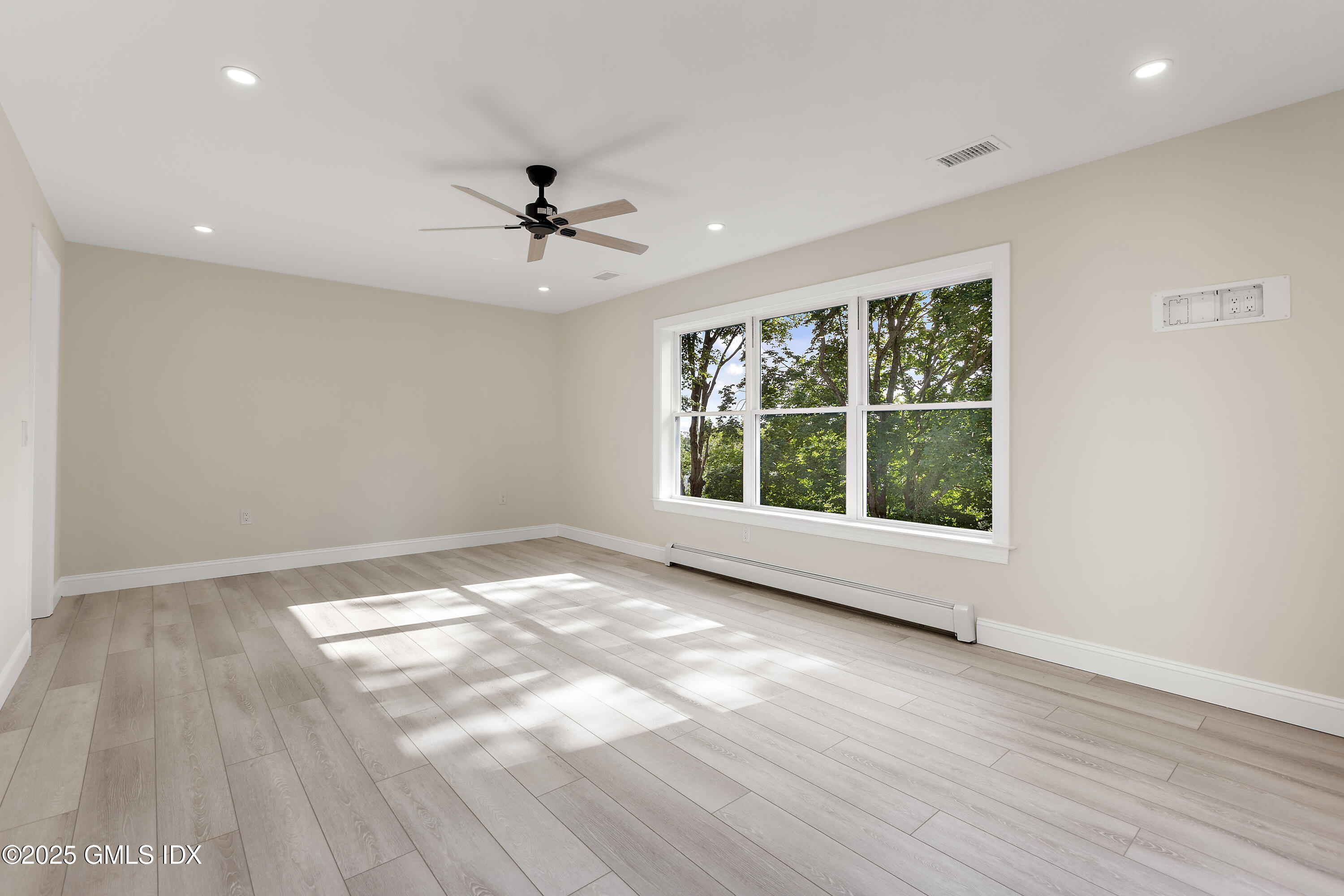 10 Highland Place, B