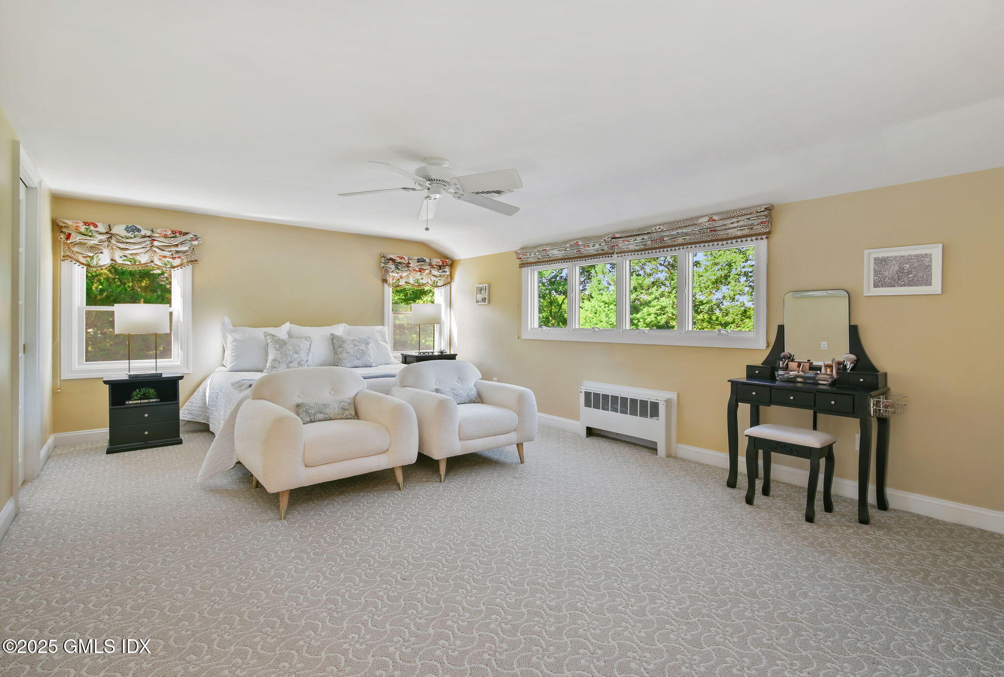 7 Pleasant View Place