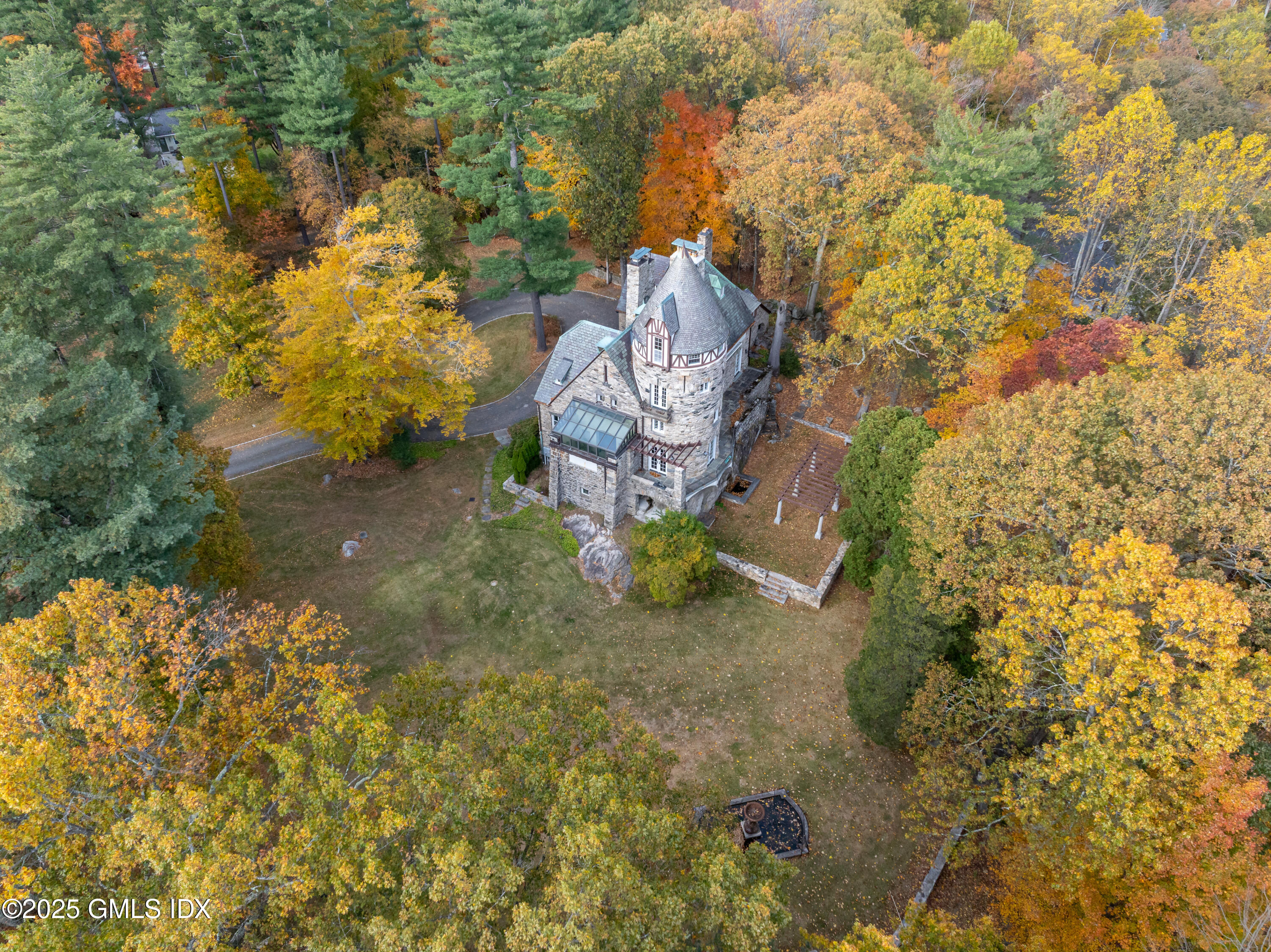 271 Hunting Ridge Road