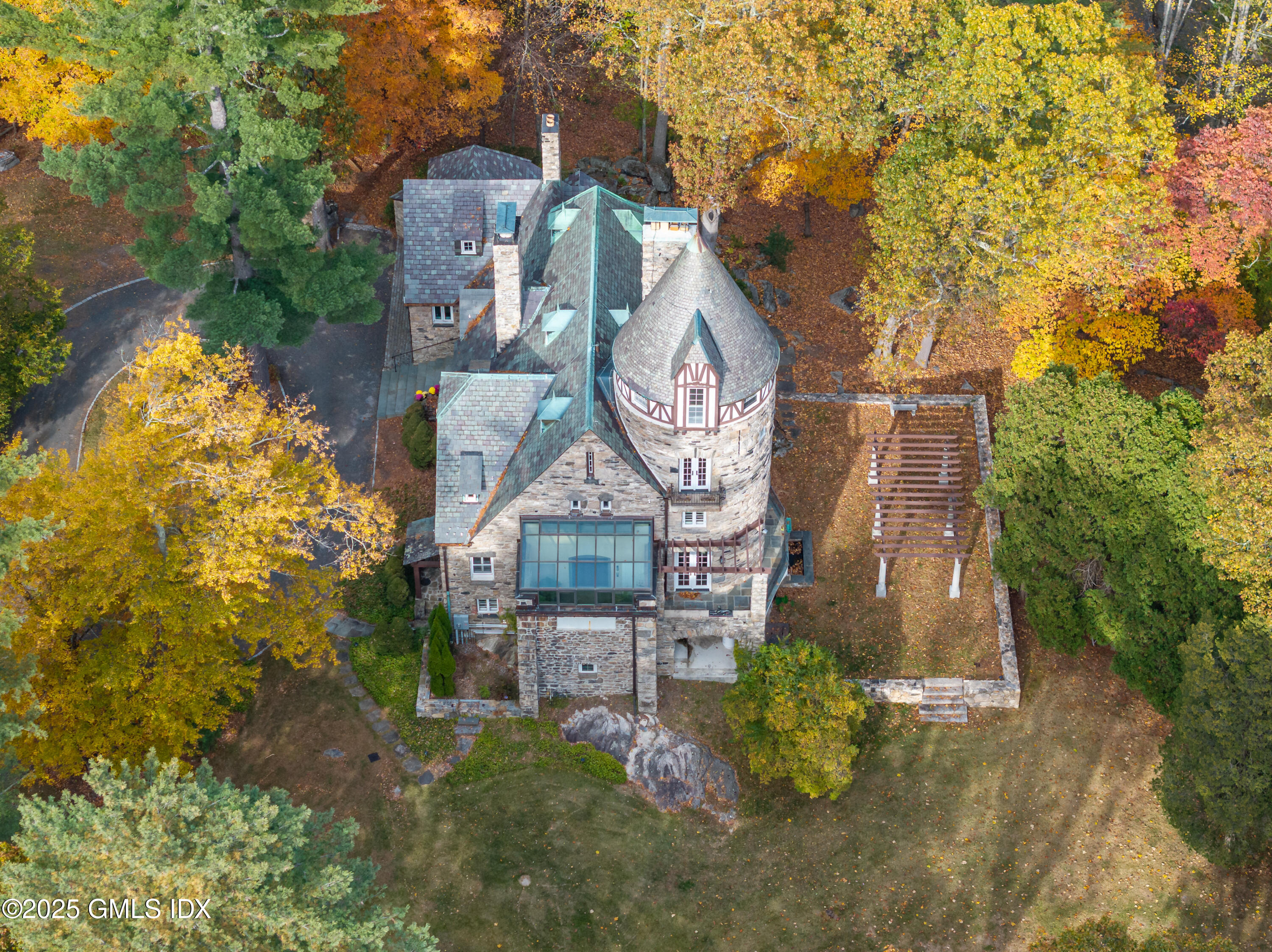 271 Hunting Ridge Road