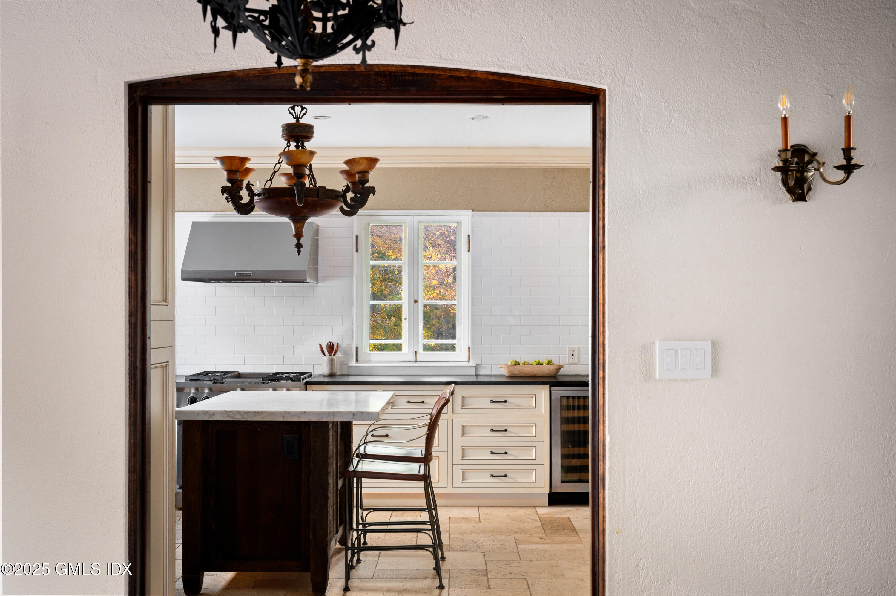 271 Hunting Ridge Road