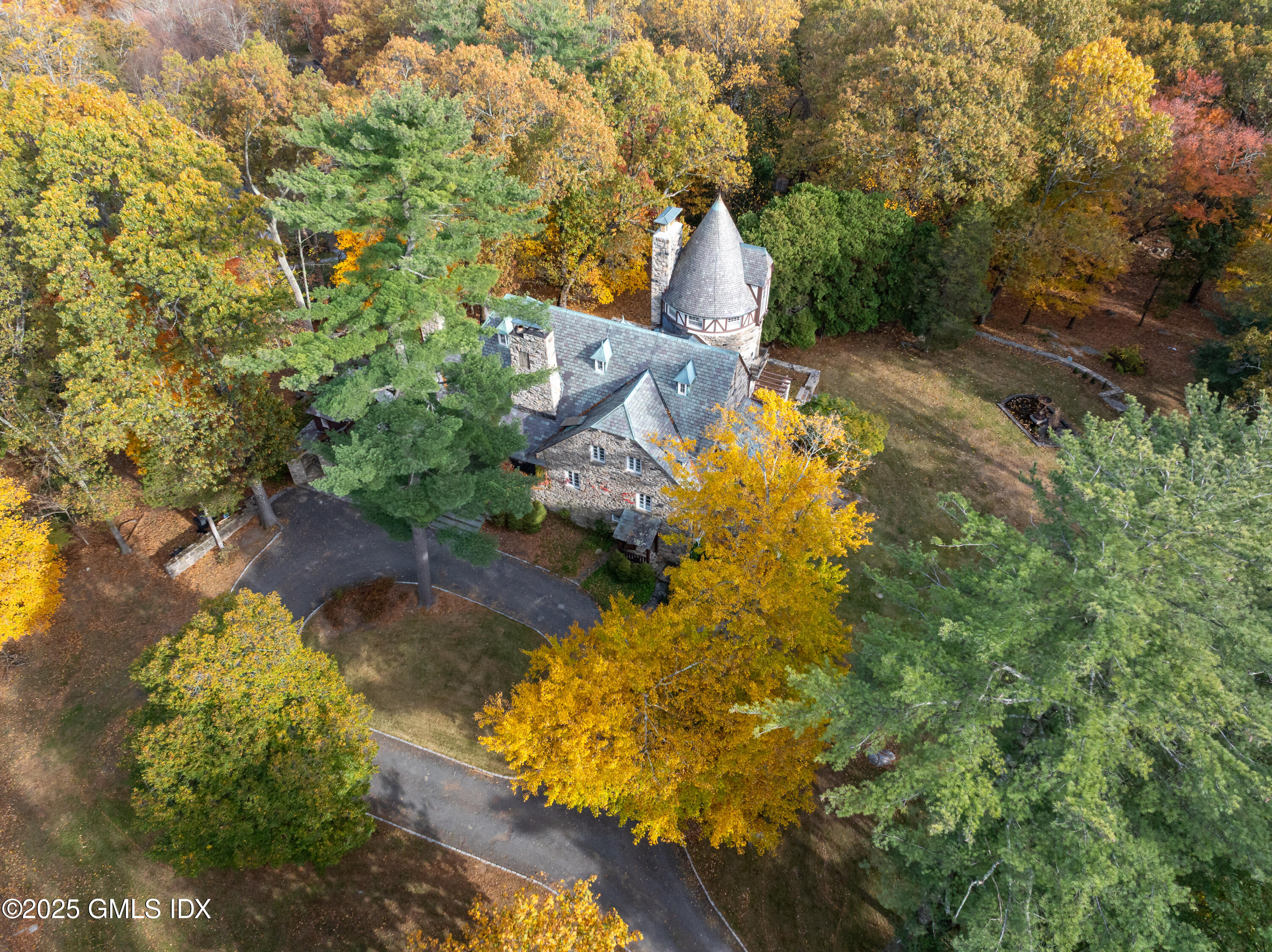 271 Hunting Ridge Road