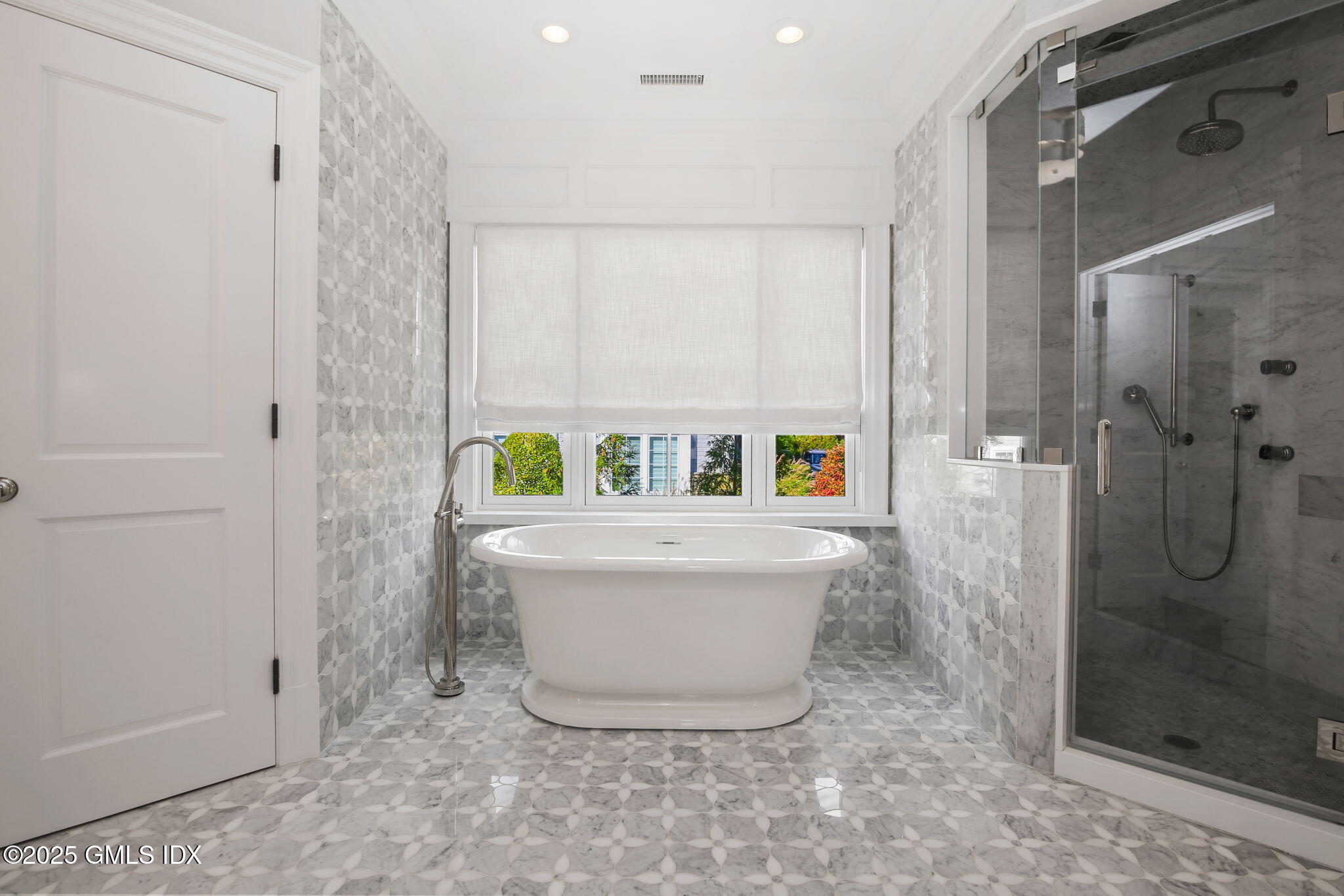 50 Sound View Drive 4N