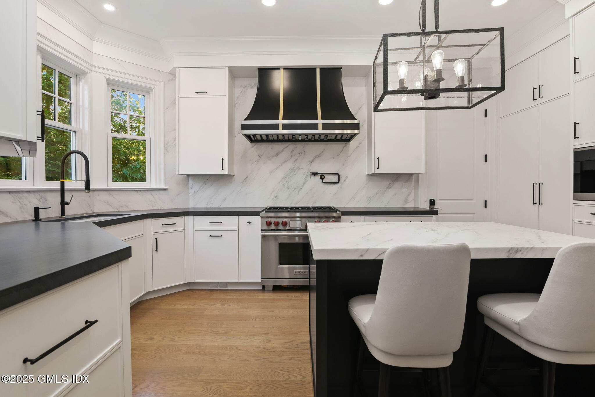 50 Sound View Drive 4N