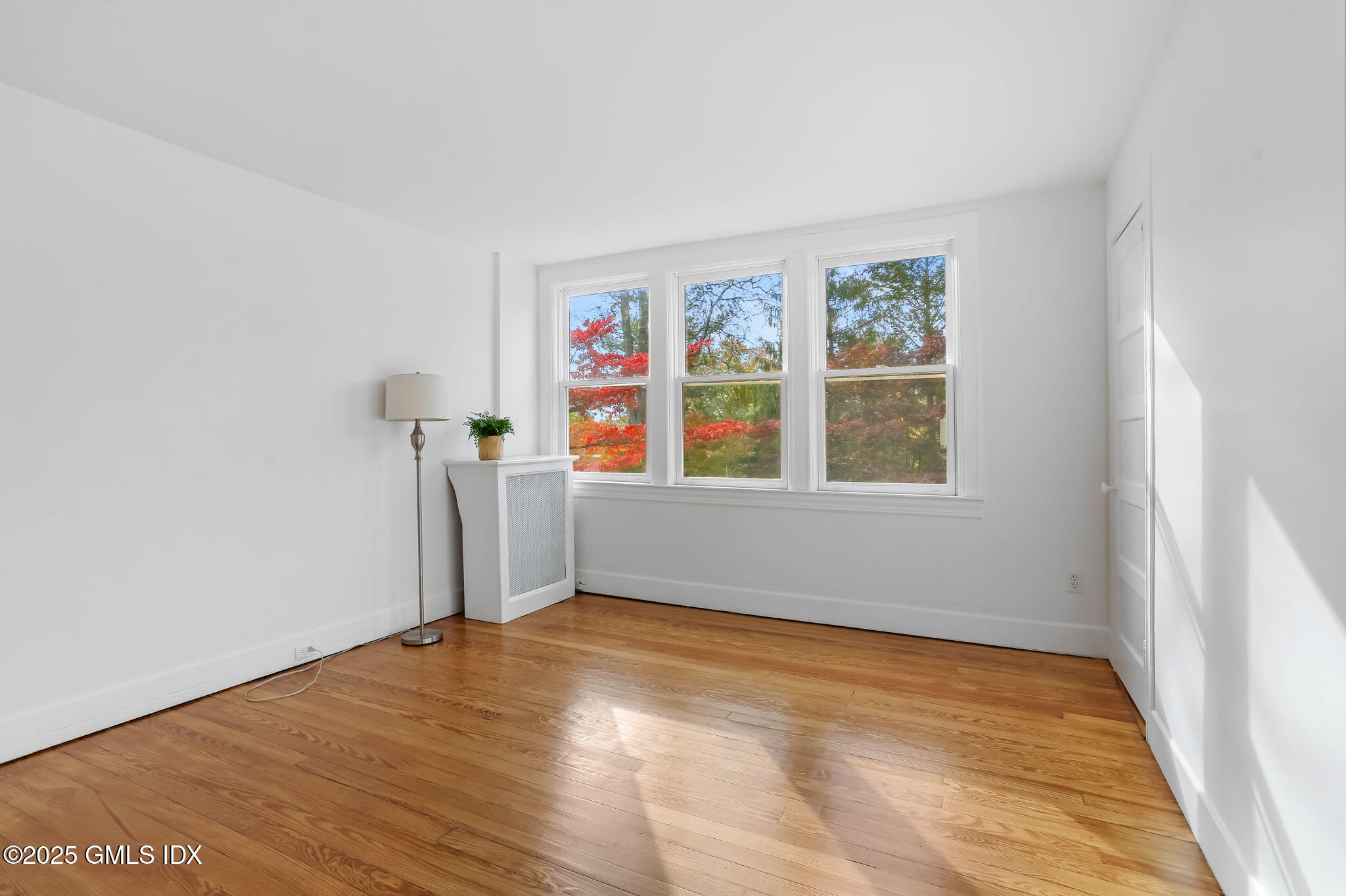 11 Shorelands Place
