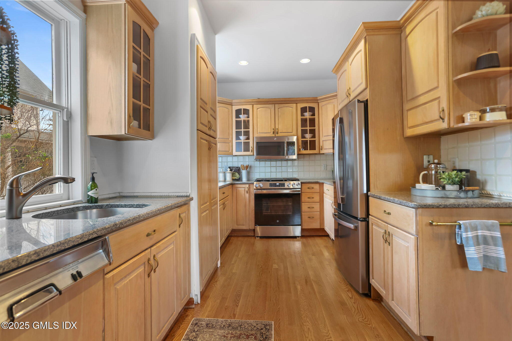 11 Shorelands Place