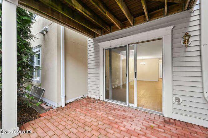 51 Forest Avenue, 147