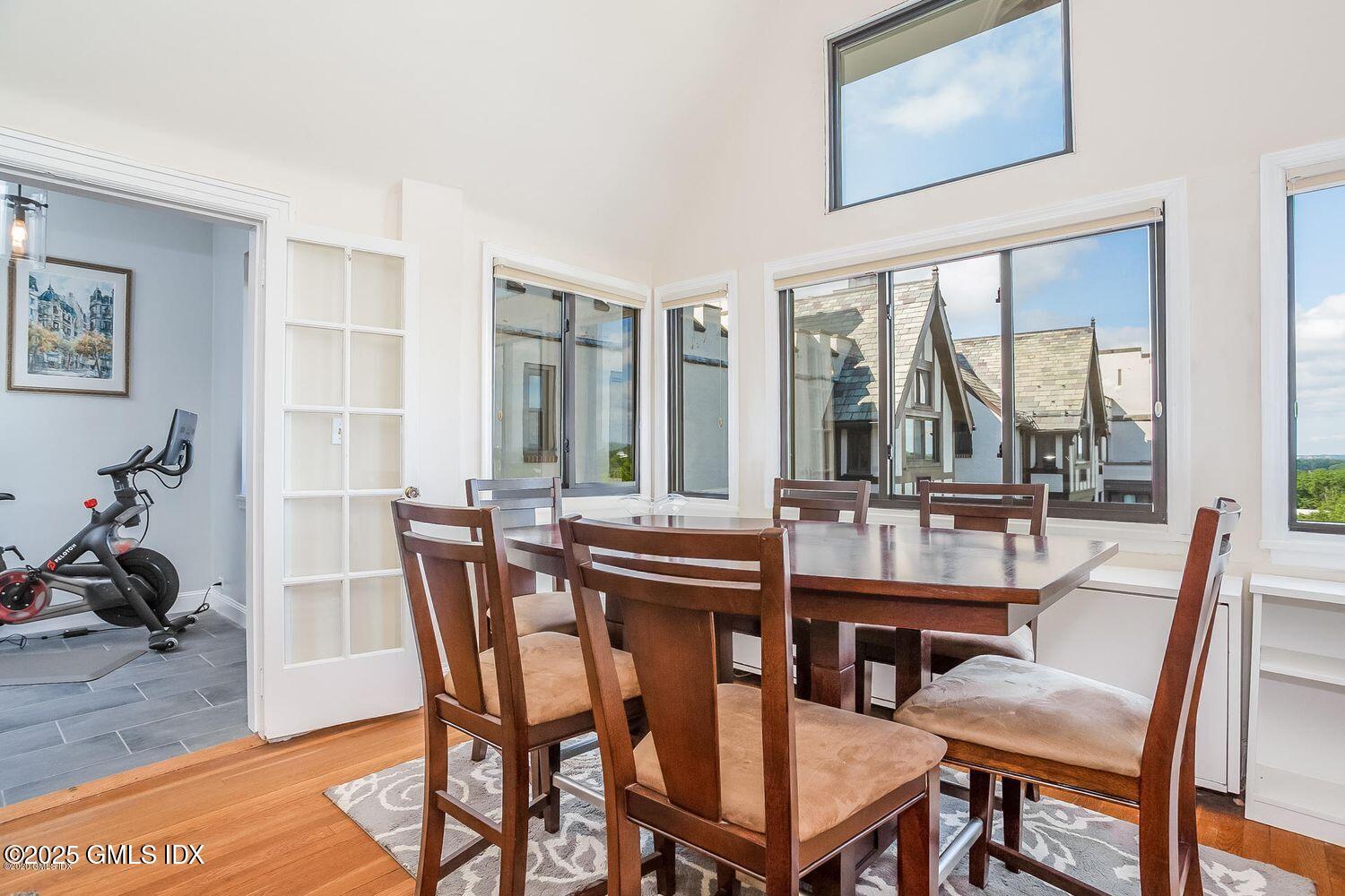 47 Lafayette Place 6J