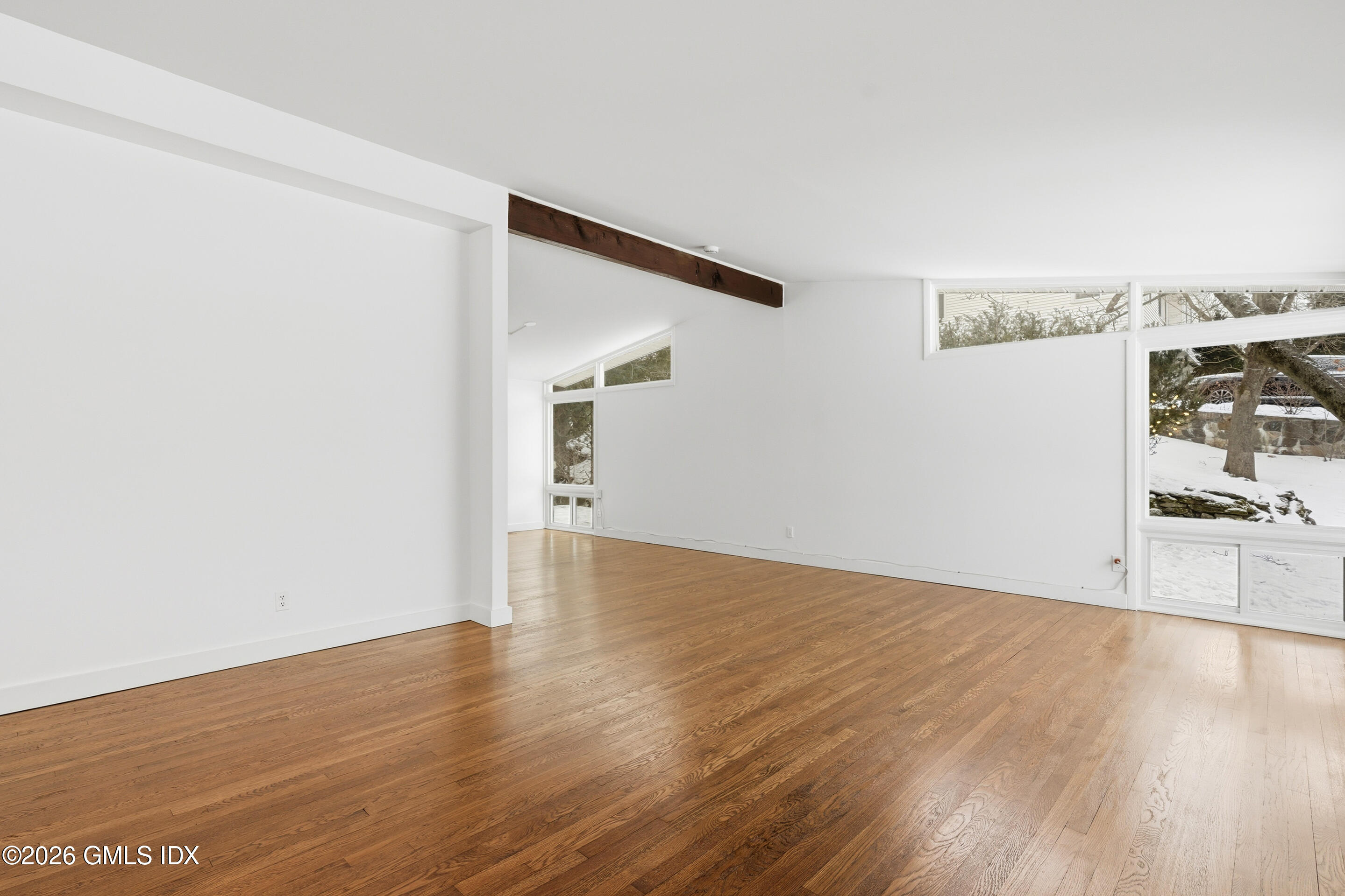 4 Split Timber Place