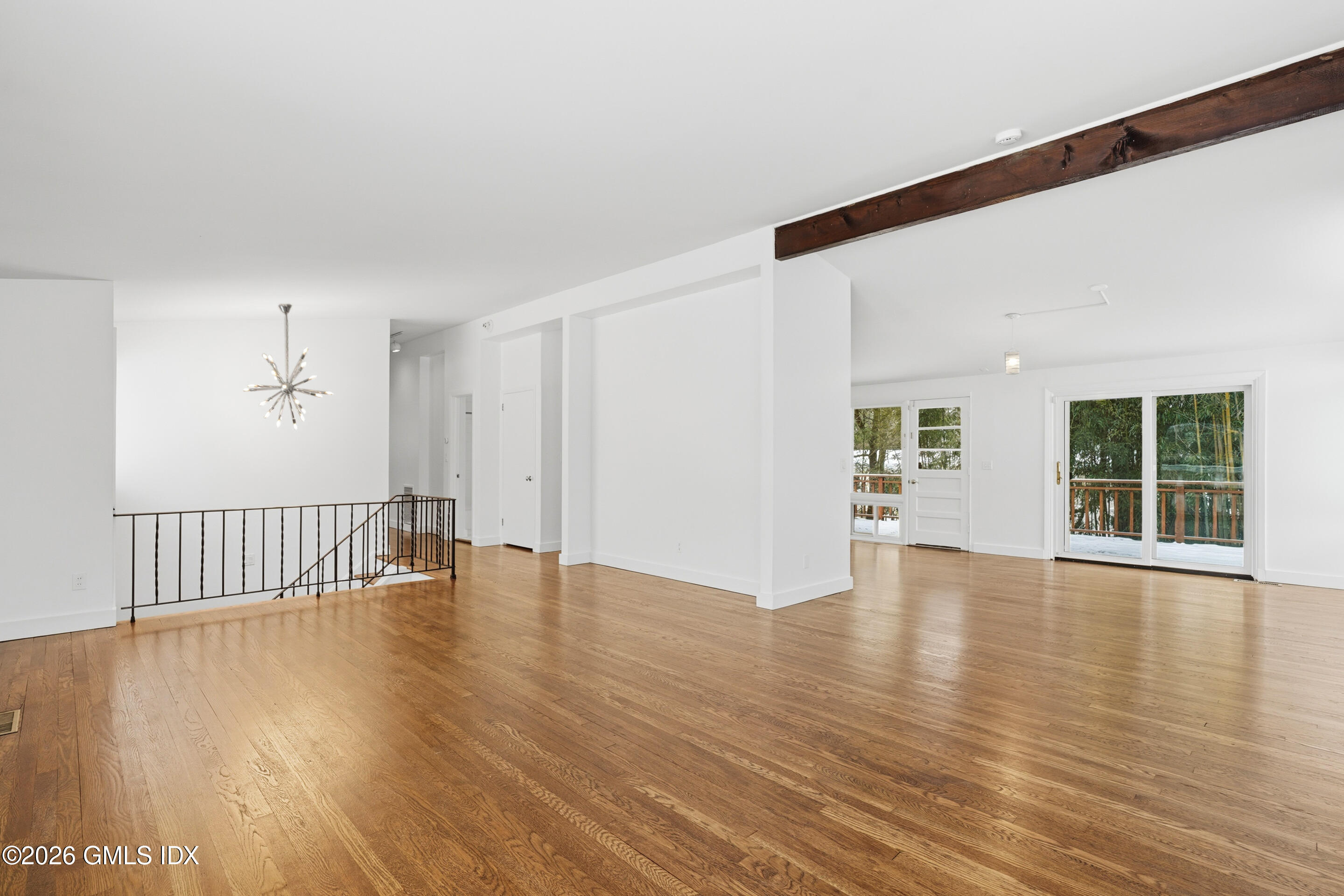 4 Split Timber Place