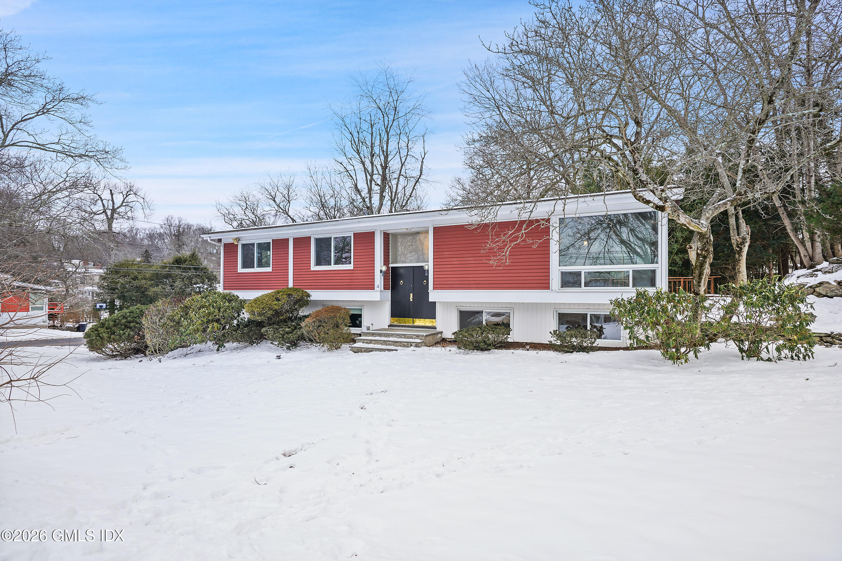 4 Split Timber Place