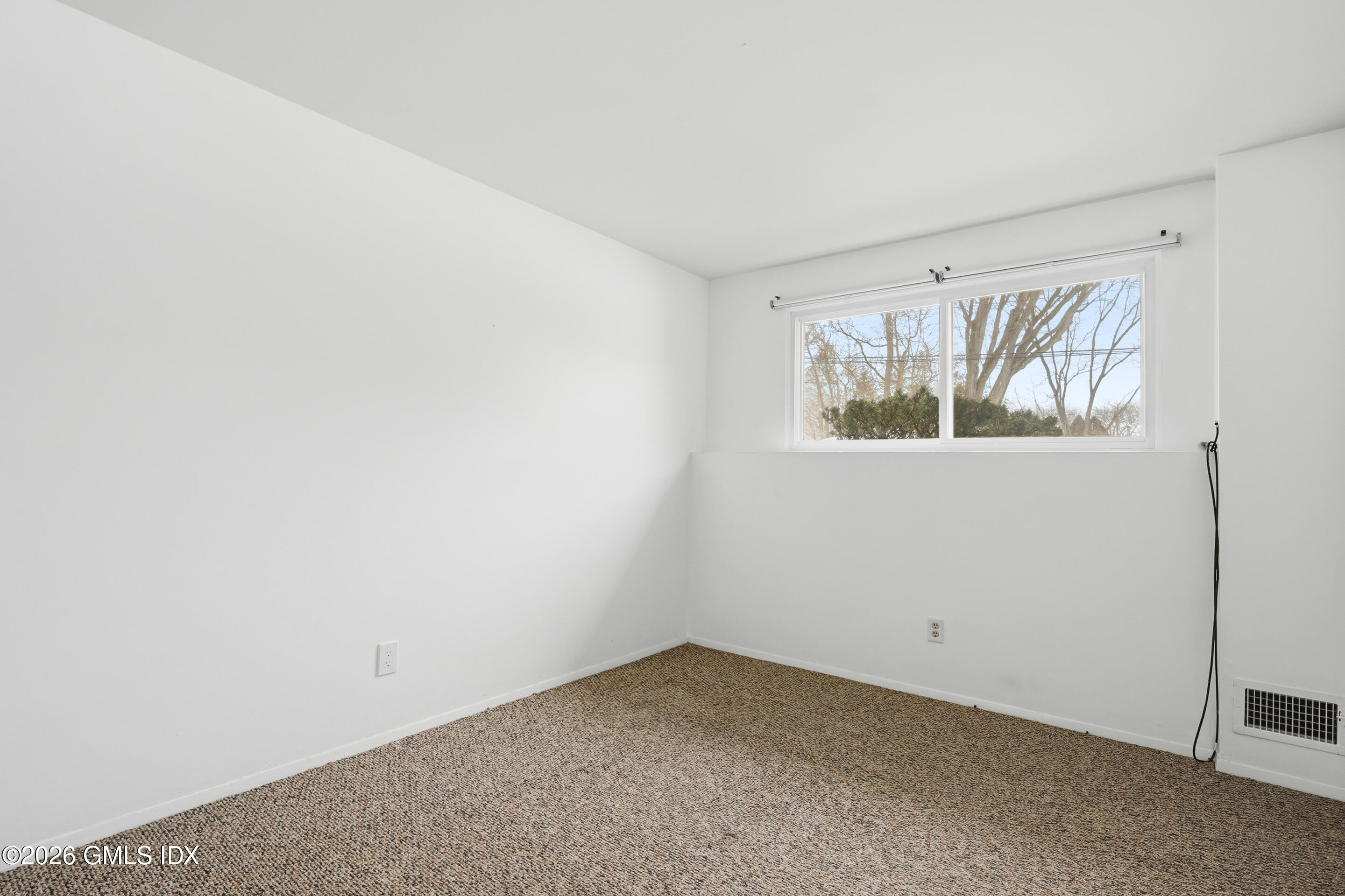 4 Split Timber Place