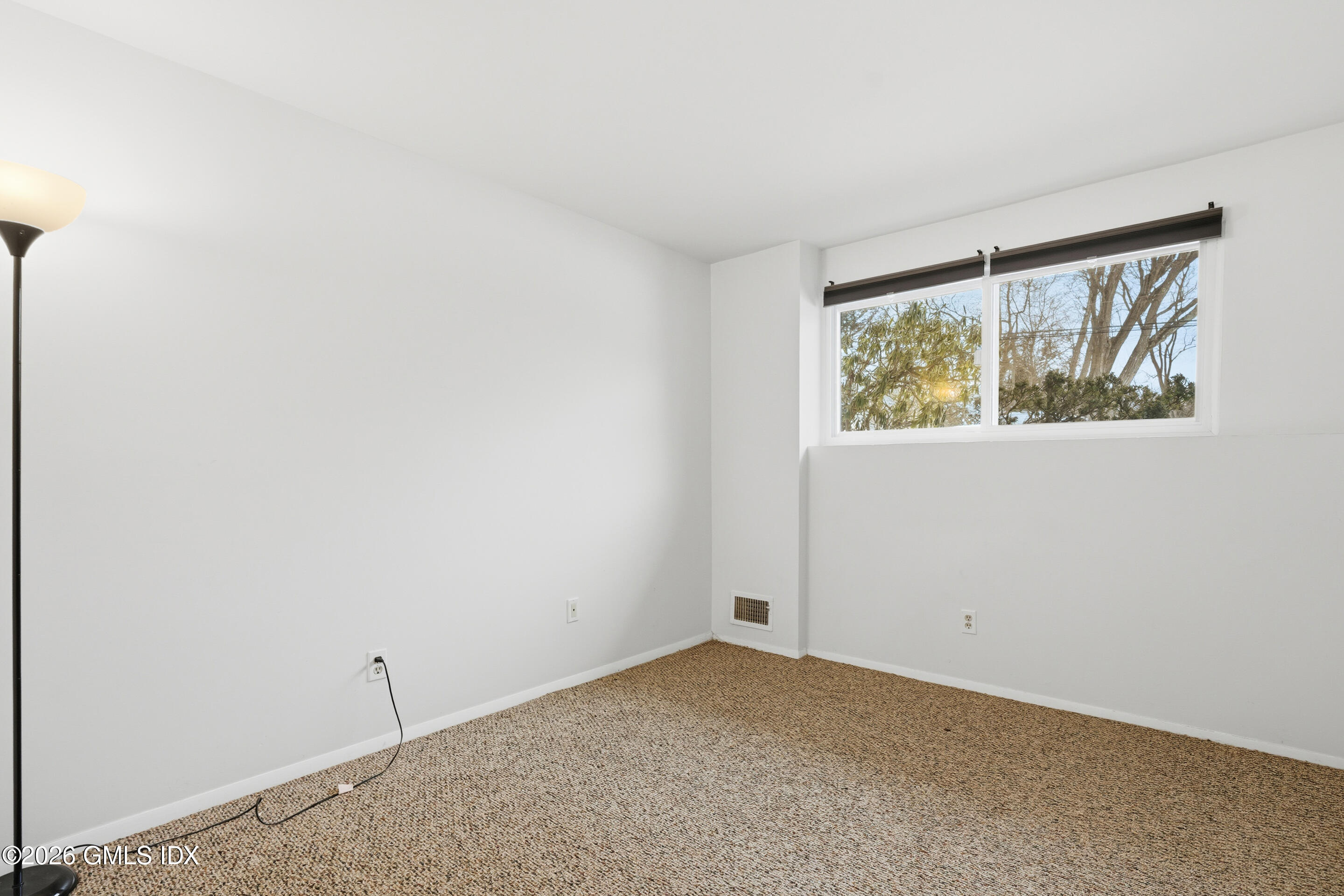 4 Split Timber Place