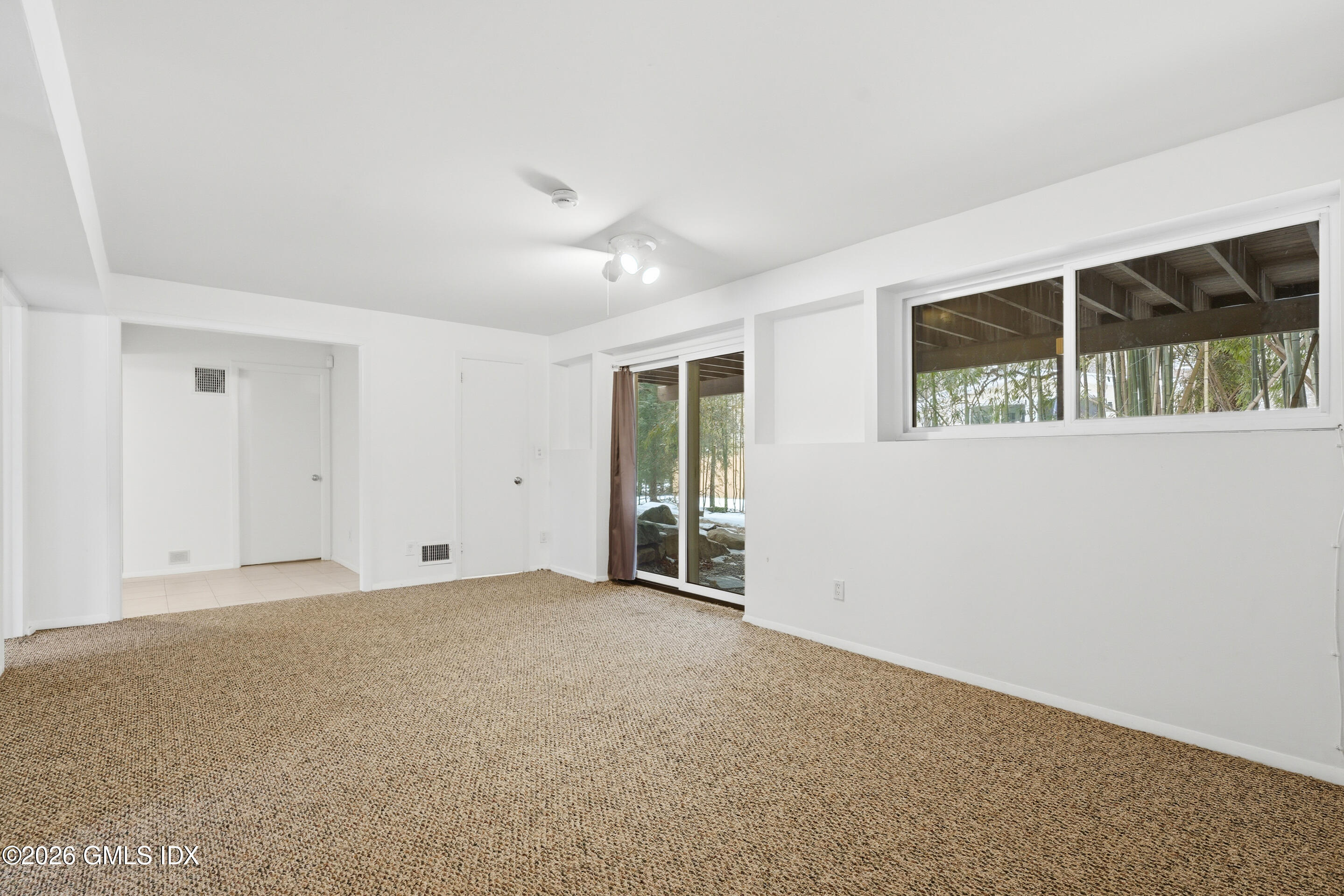 4 Split Timber Place