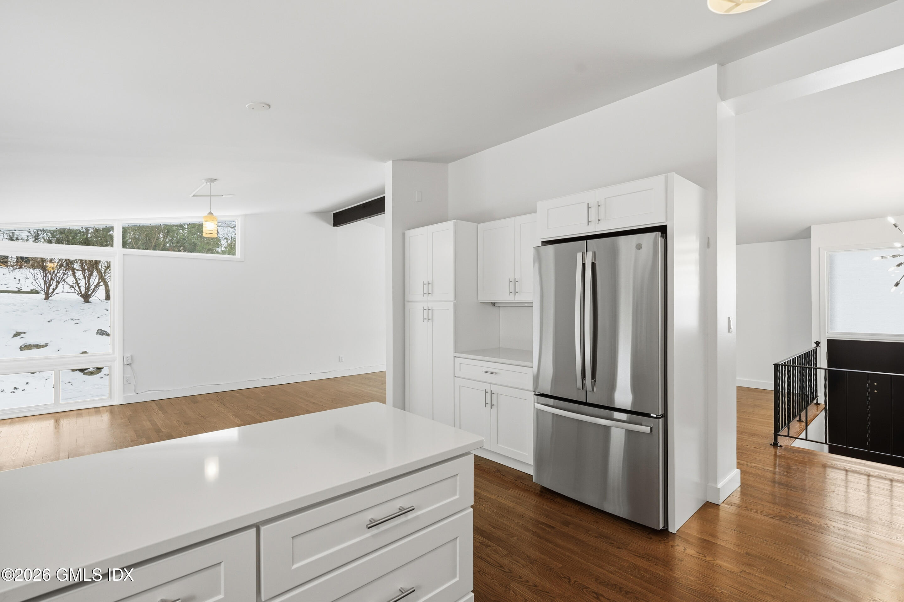 4 Split Timber Place