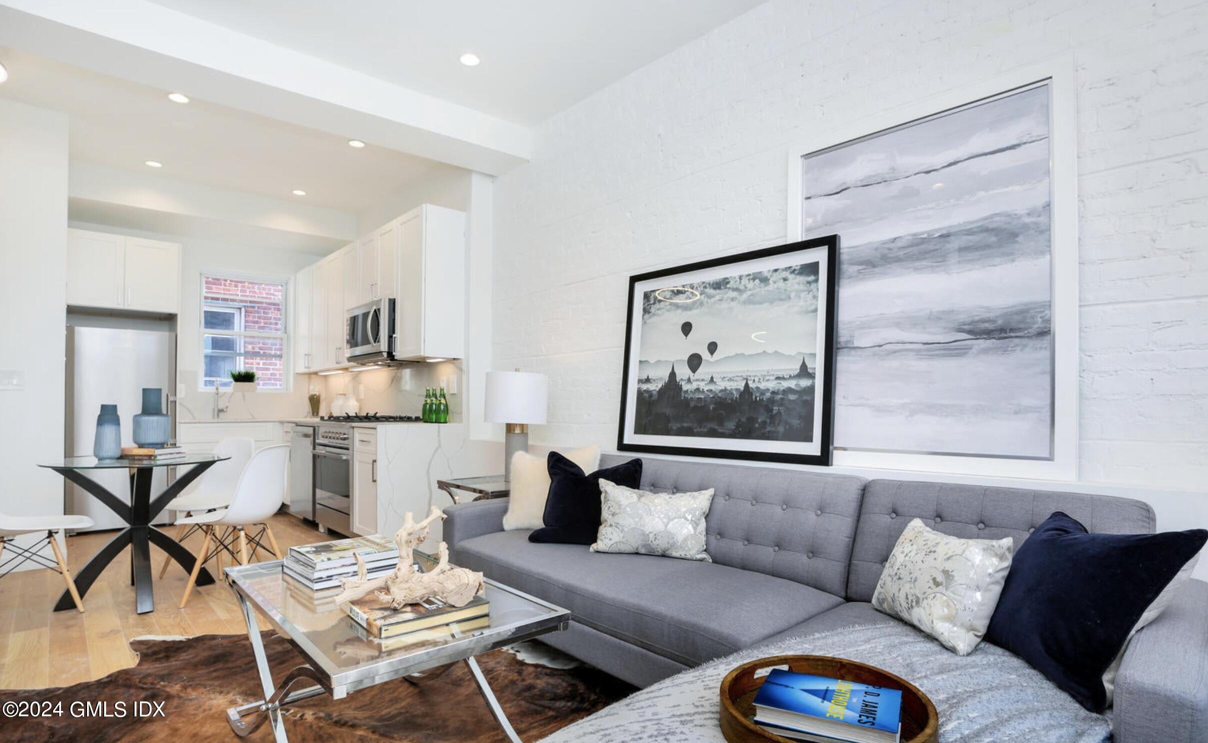 171 Greenwich Avenue Unit: 3A