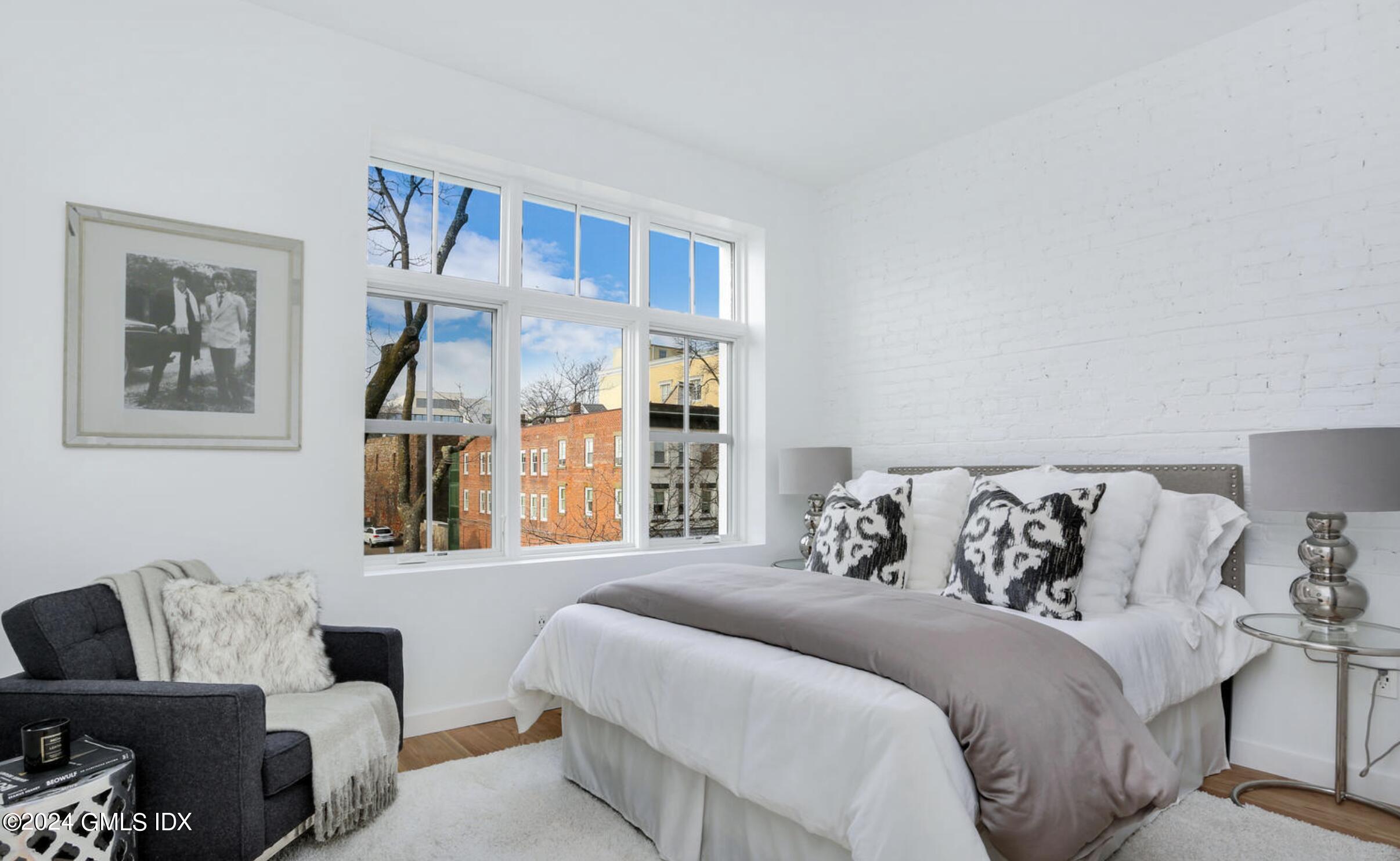 171 Greenwich Avenue Unit: 3A