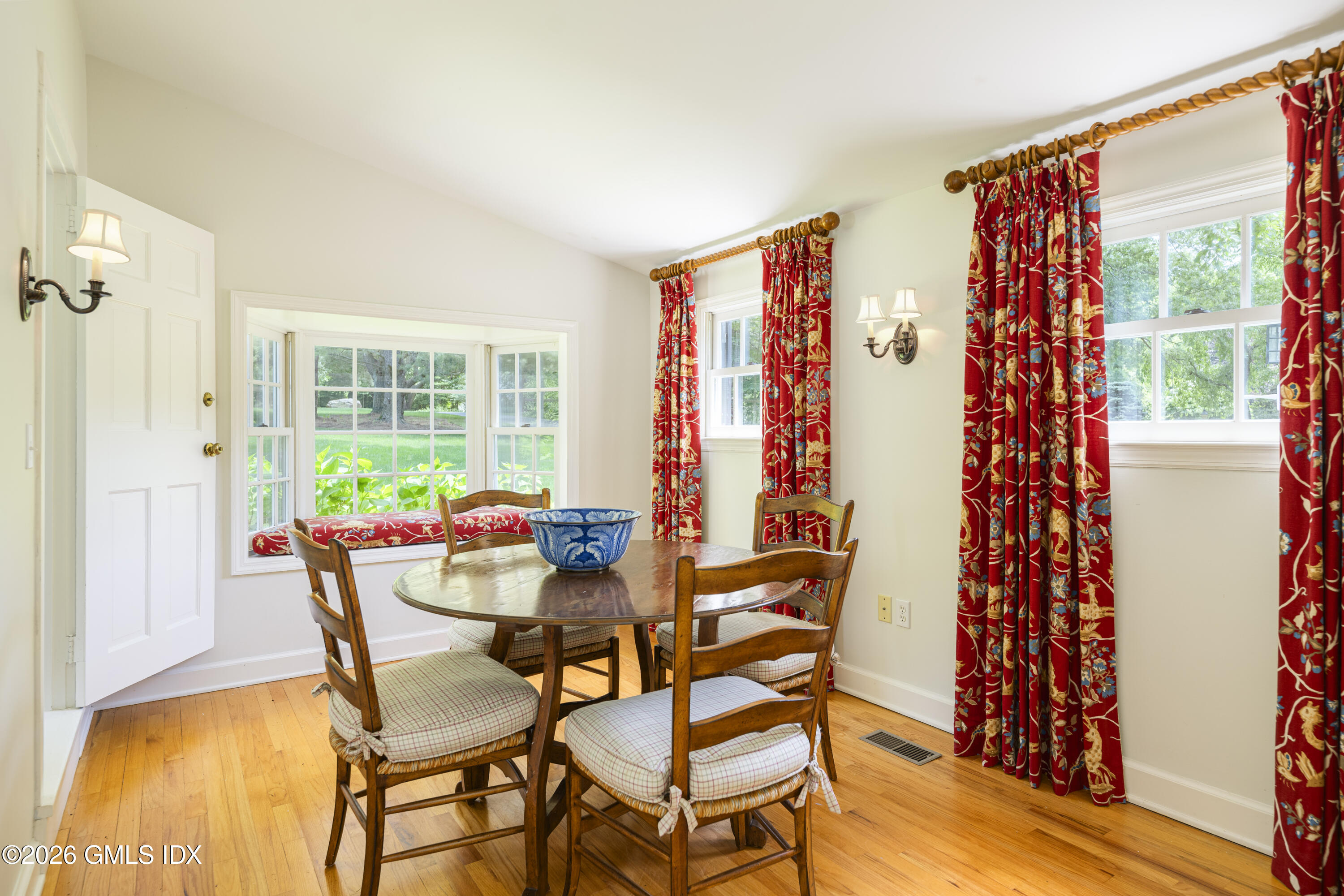 865 Hollow Tree Ridge Road