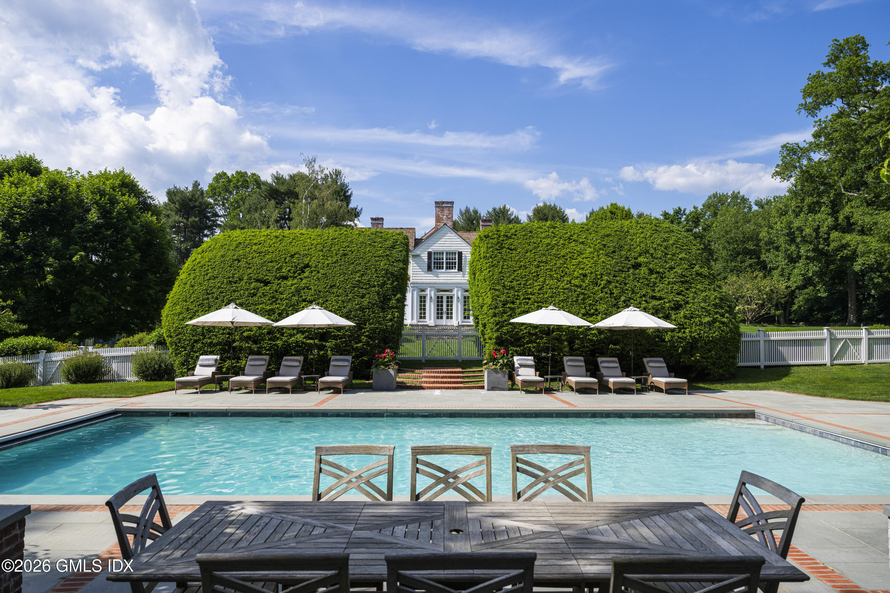 865 Hollow Tree Ridge Road