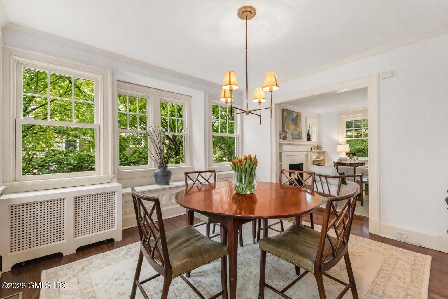 38 Highview Avenue