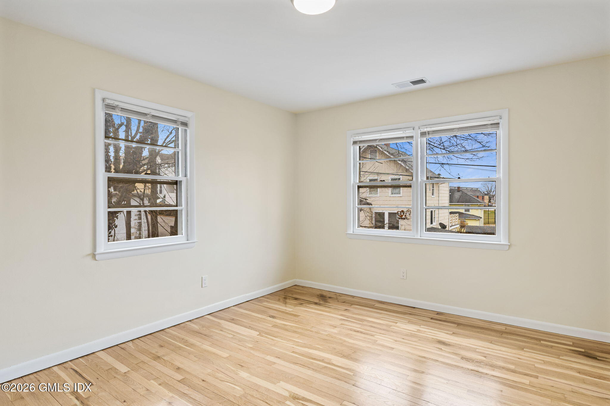 17 Artic Street 2