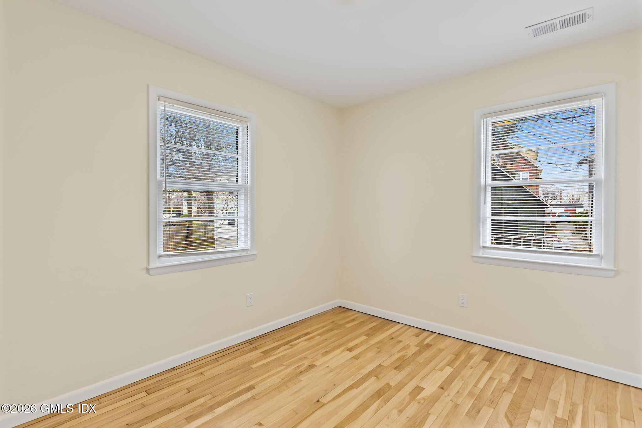 17 Artic Street 2