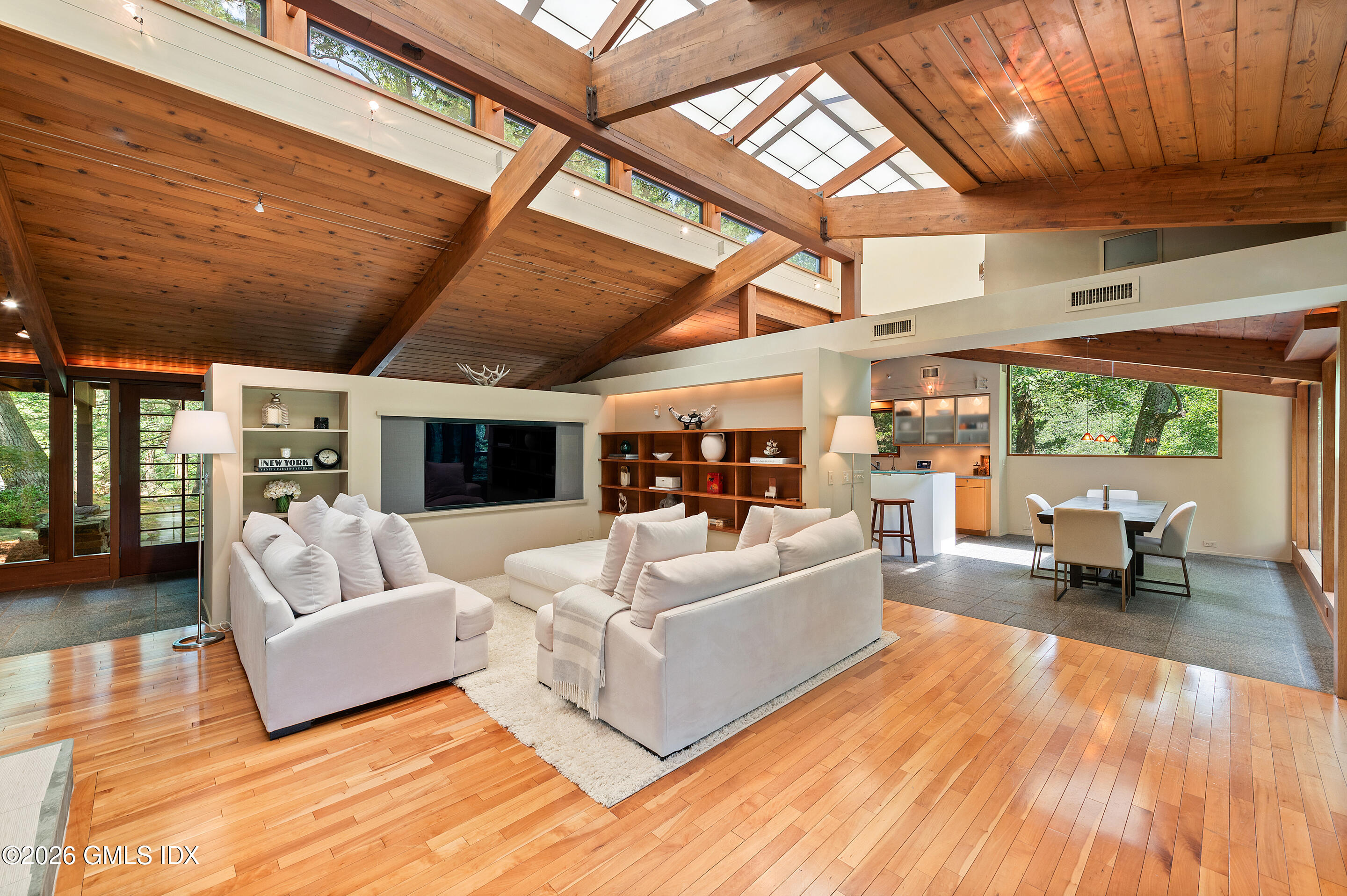 326-338 Stanwich Road