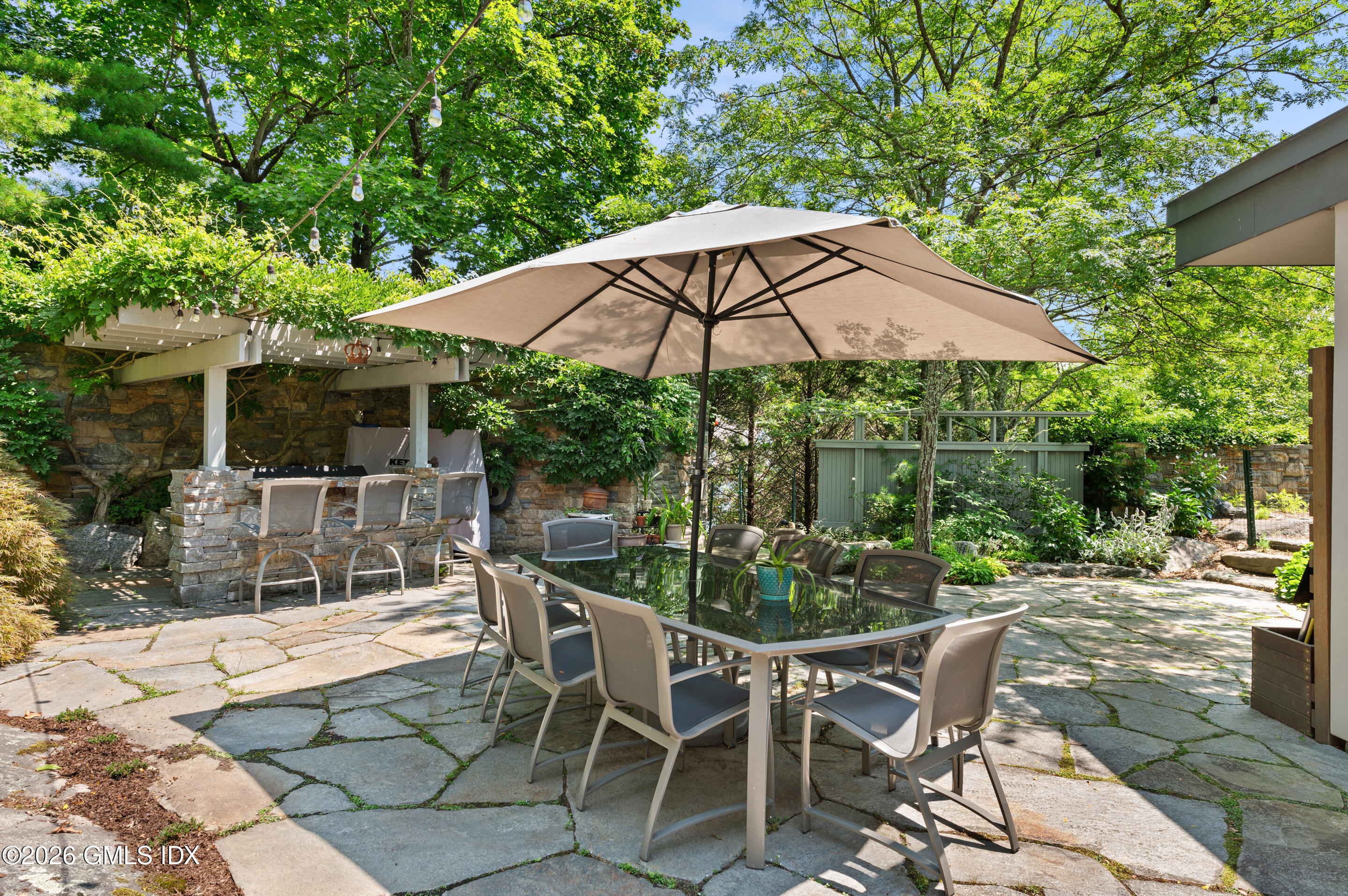 326-338 Stanwich Road