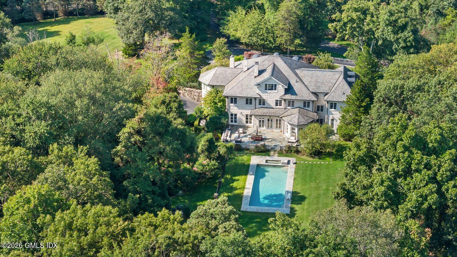 44 Hunting Ridge Road