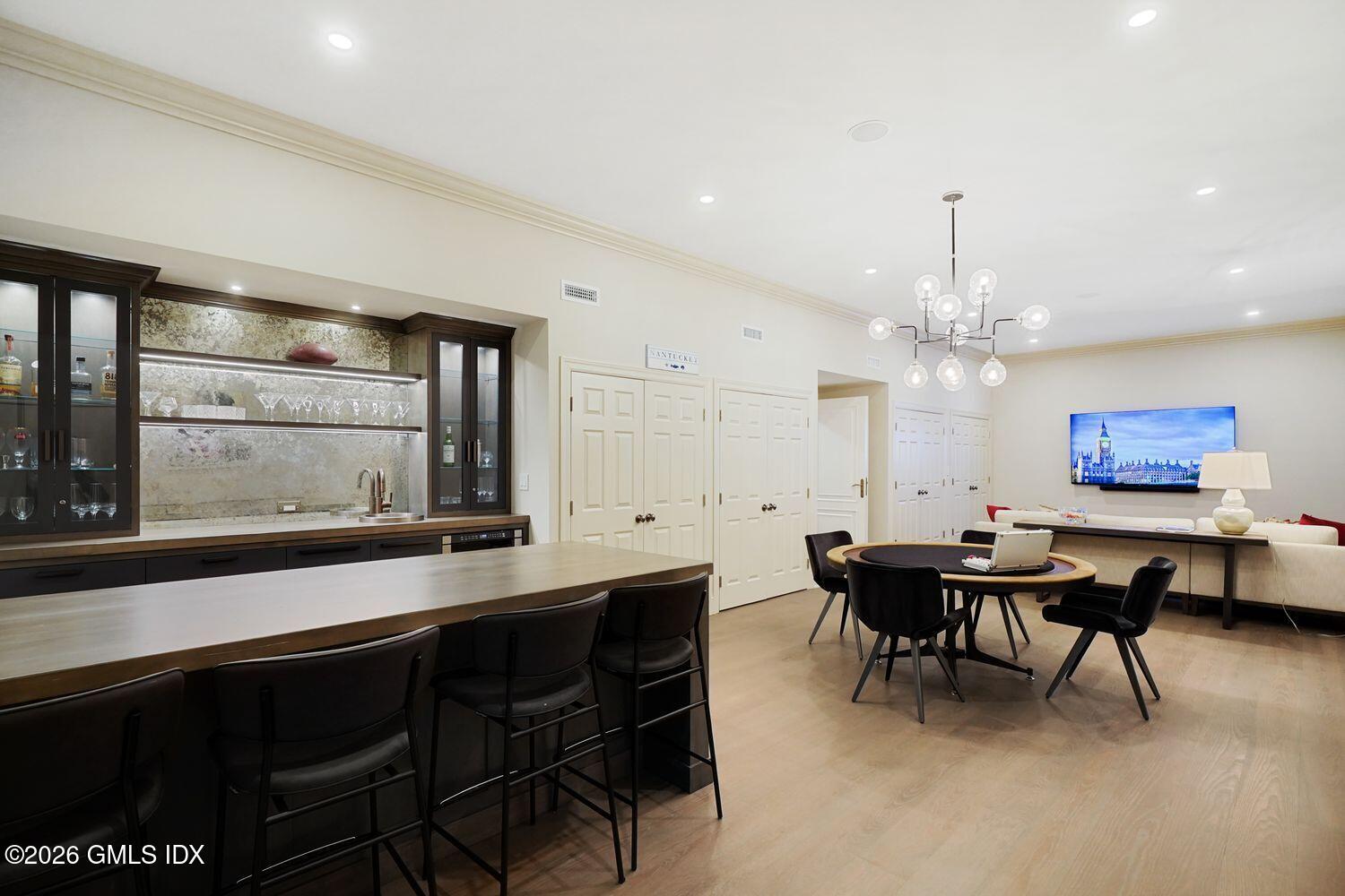 44 Hunting Ridge Road