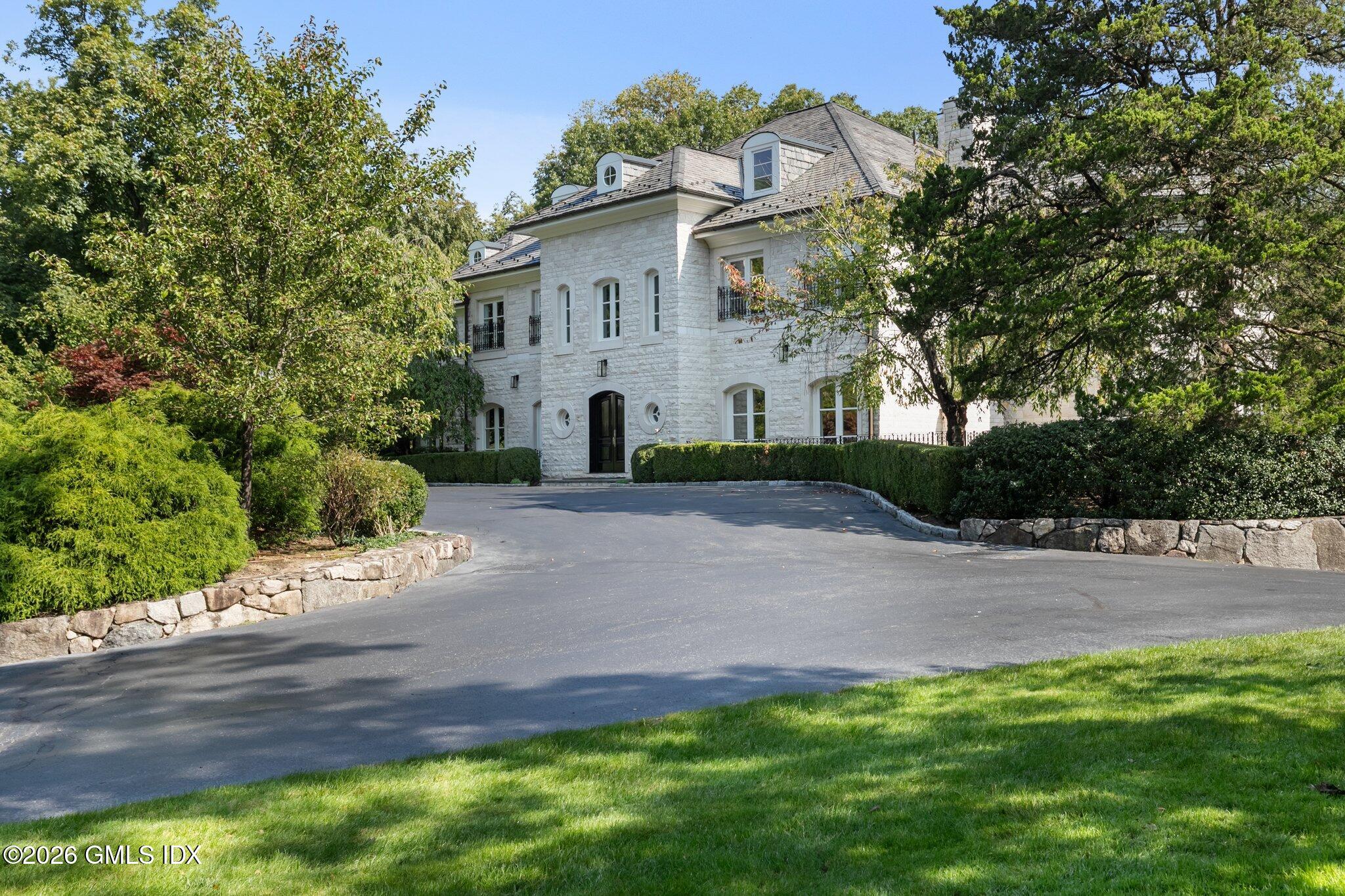 44 Hunting Ridge Road