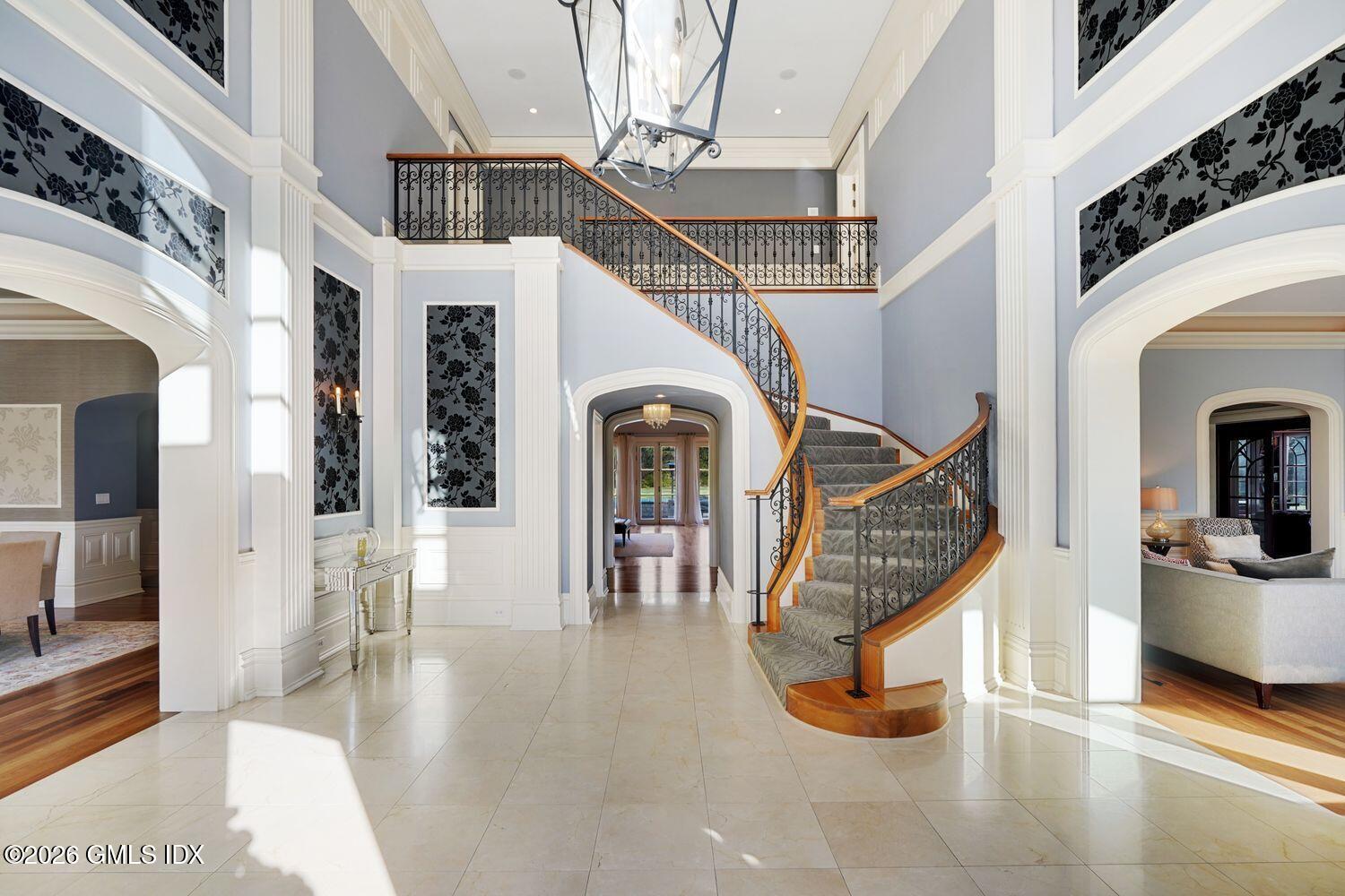 44 Hunting Ridge Road