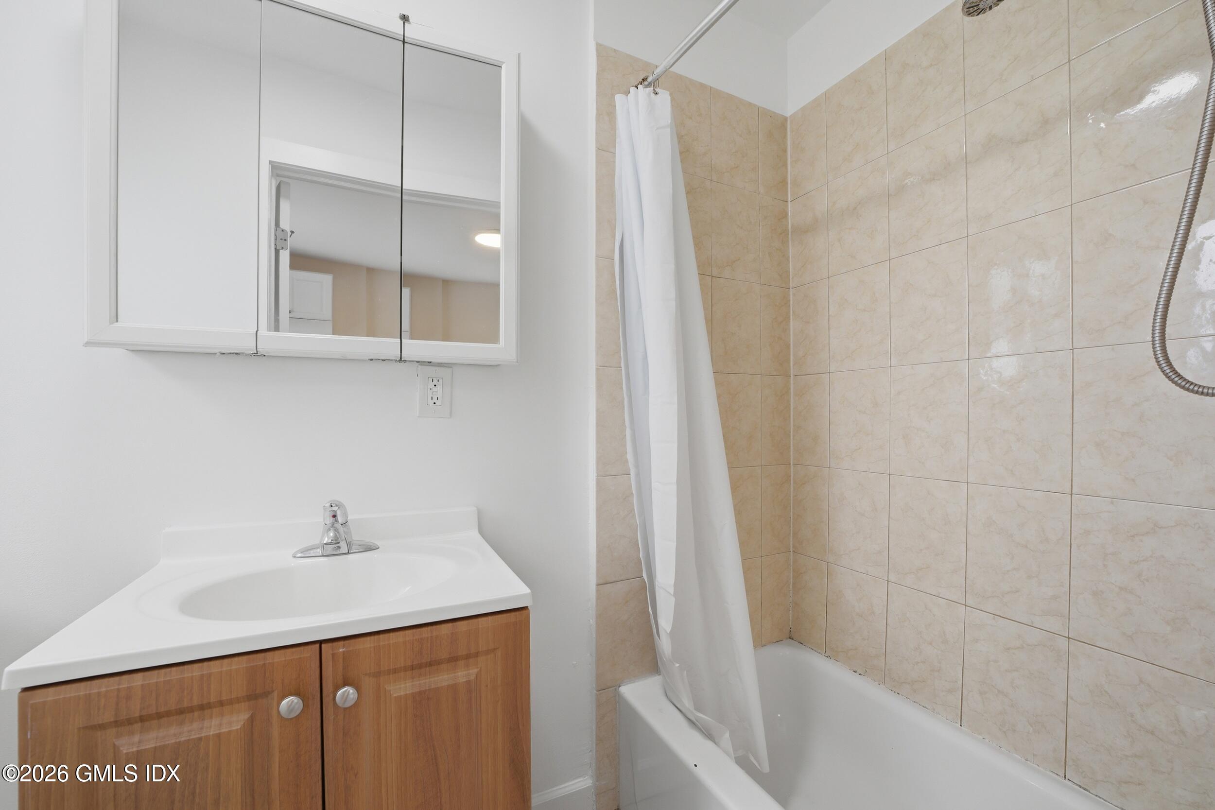 140 Hamilton Avenue 2