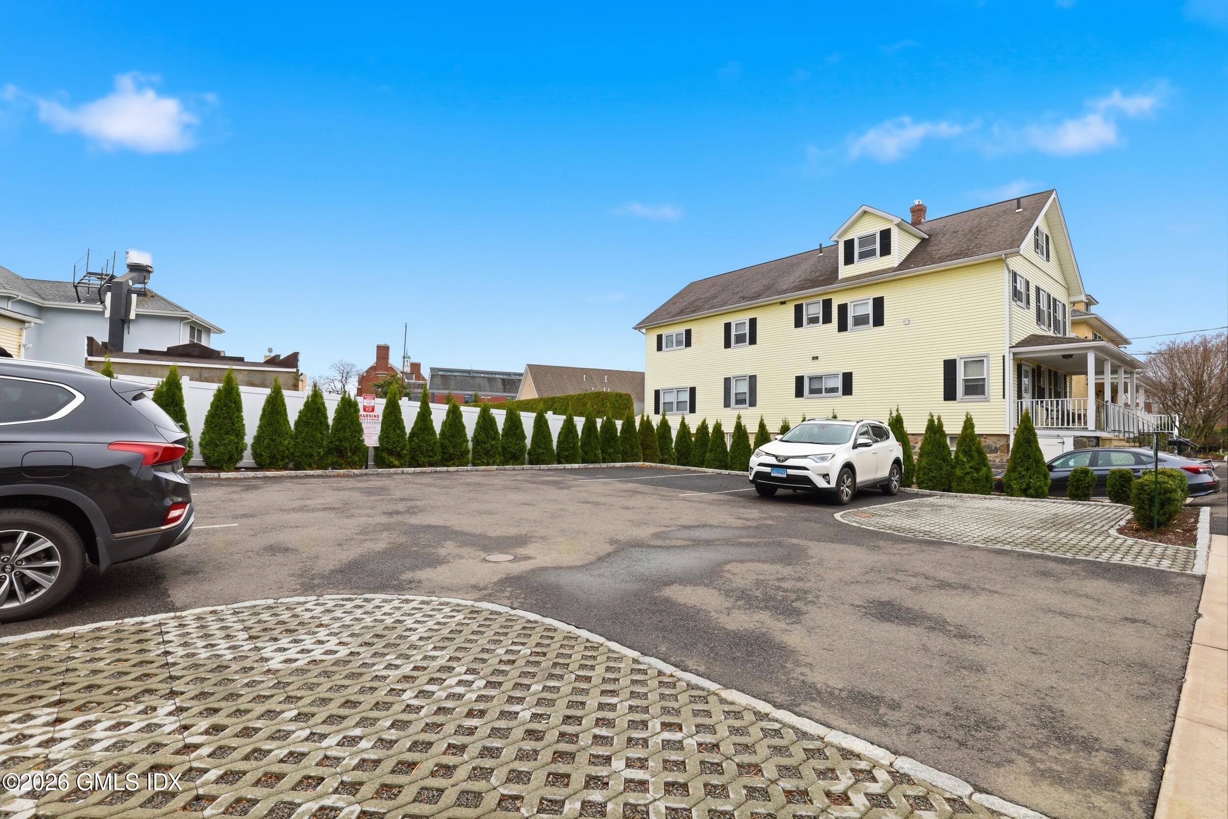 140 Hamilton Avenue 2