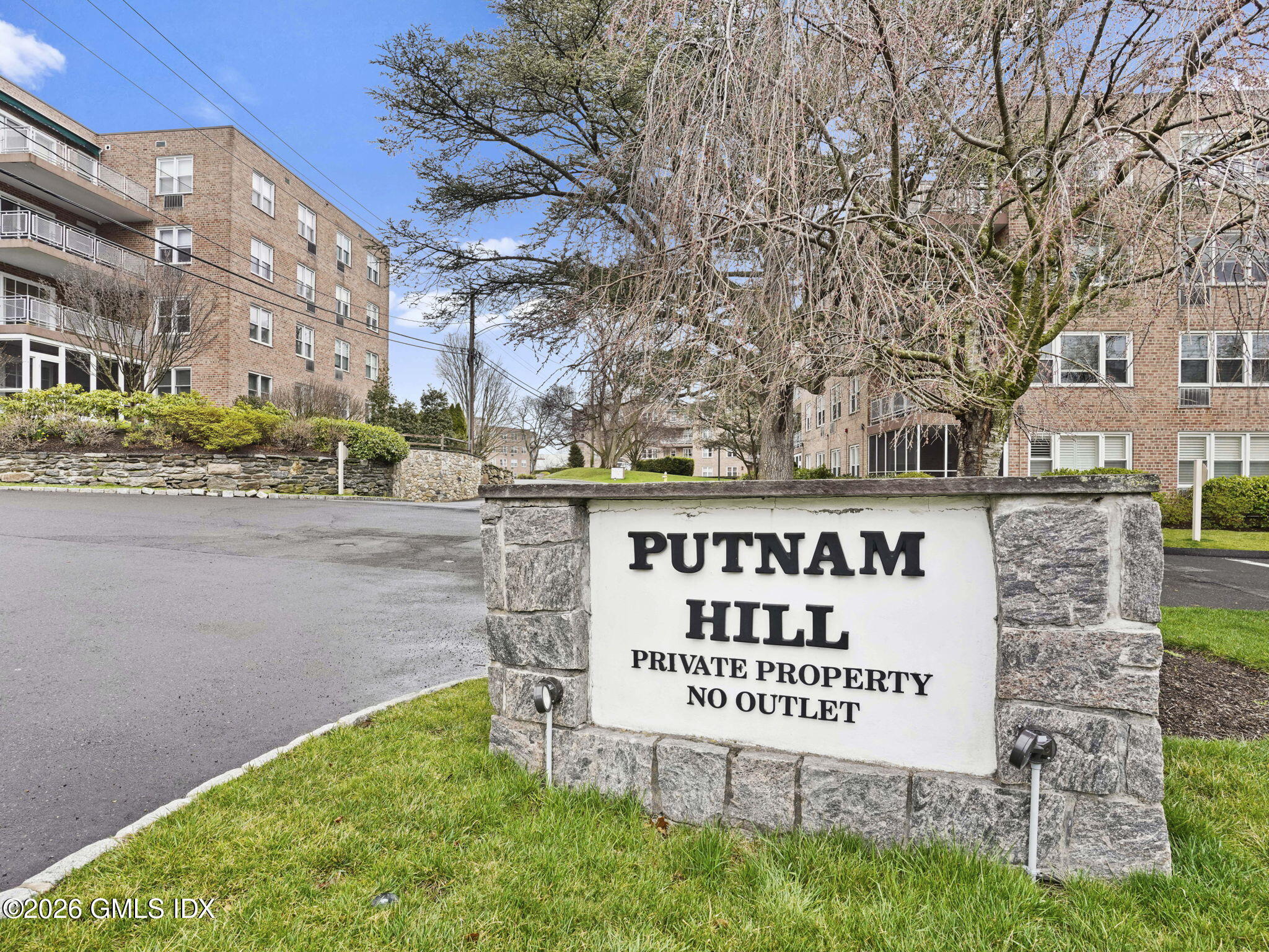 2 Putnam Hill 1A