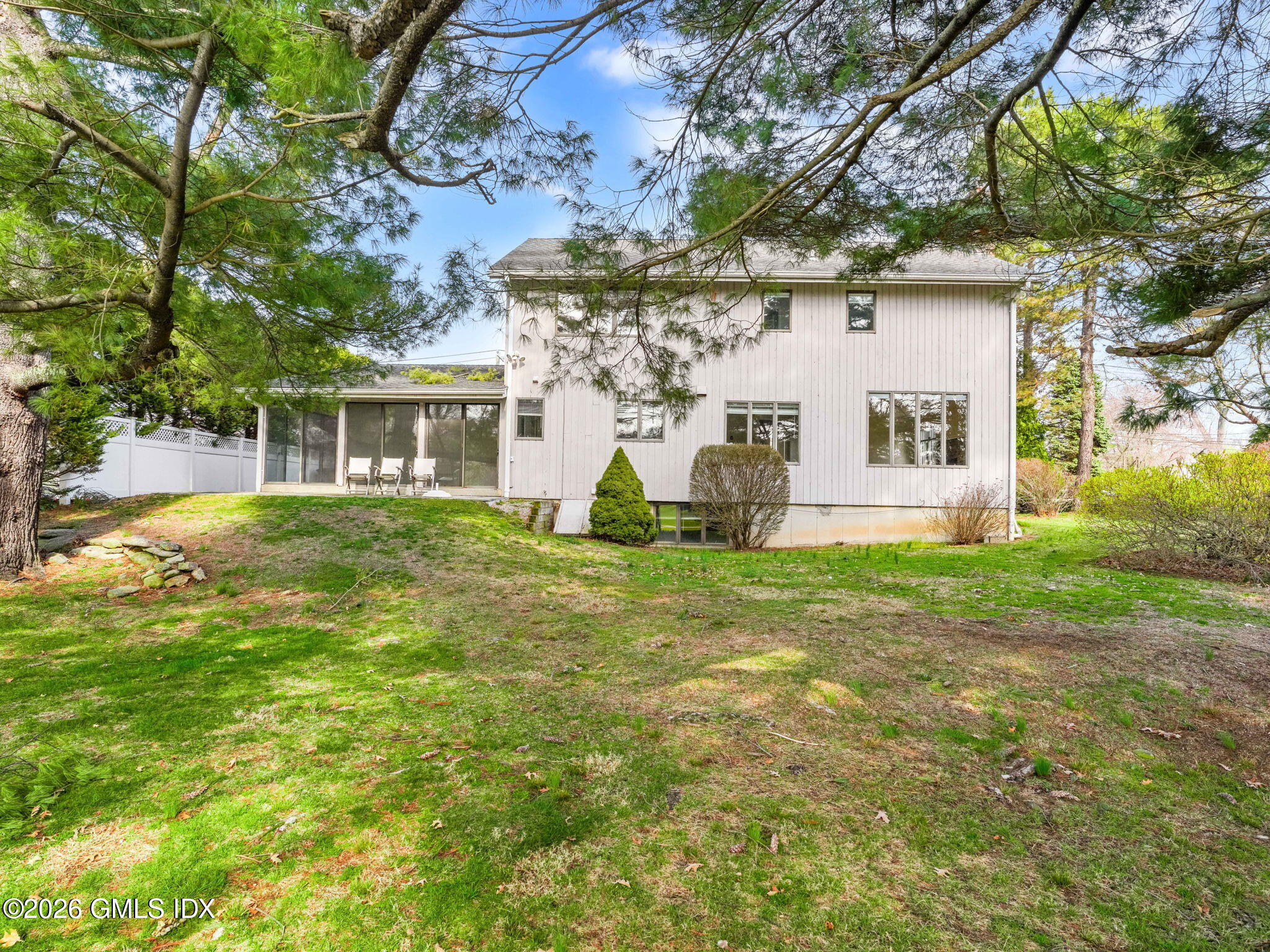 80 Tomac Avenue
