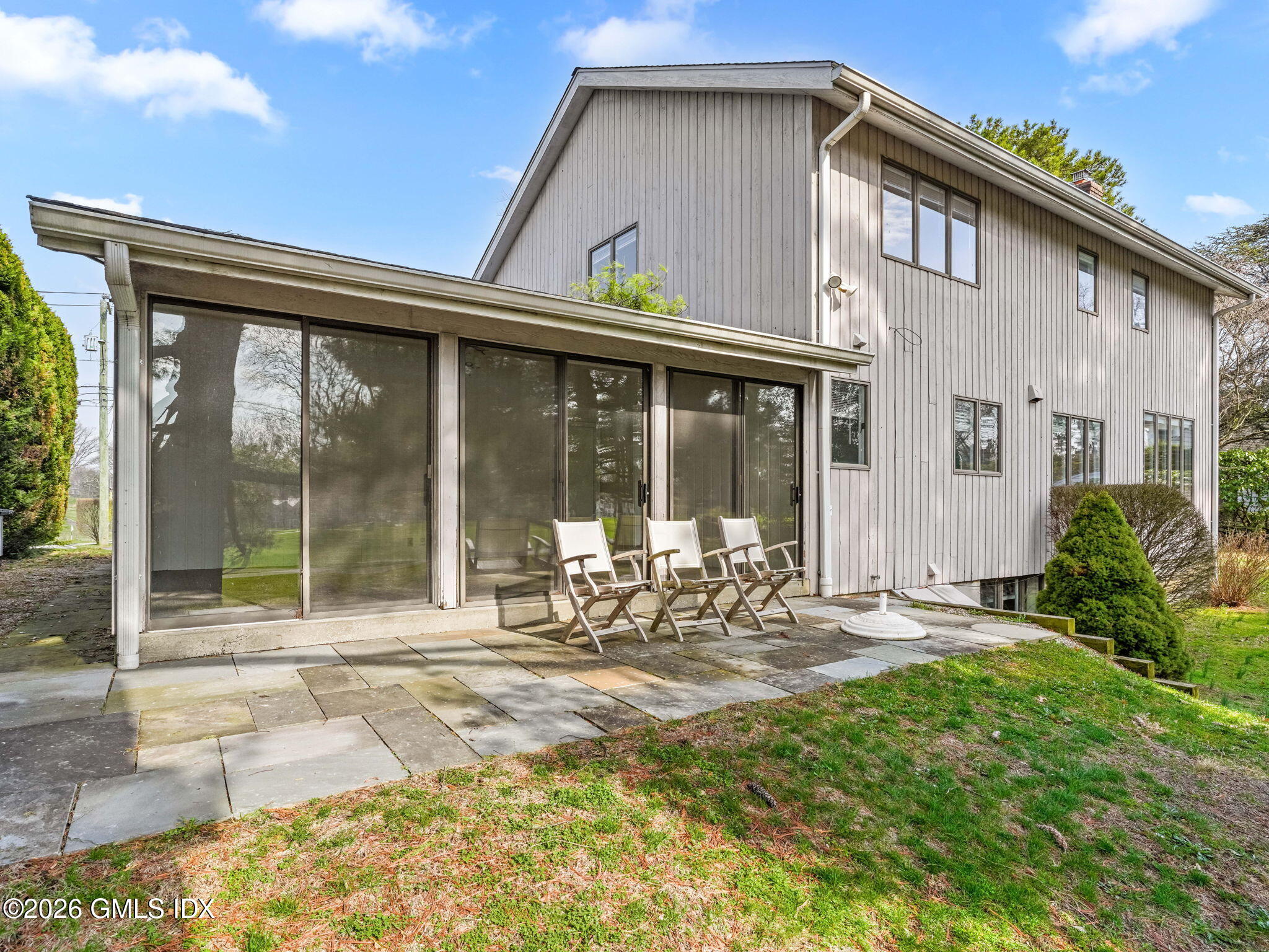 80 Tomac Avenue