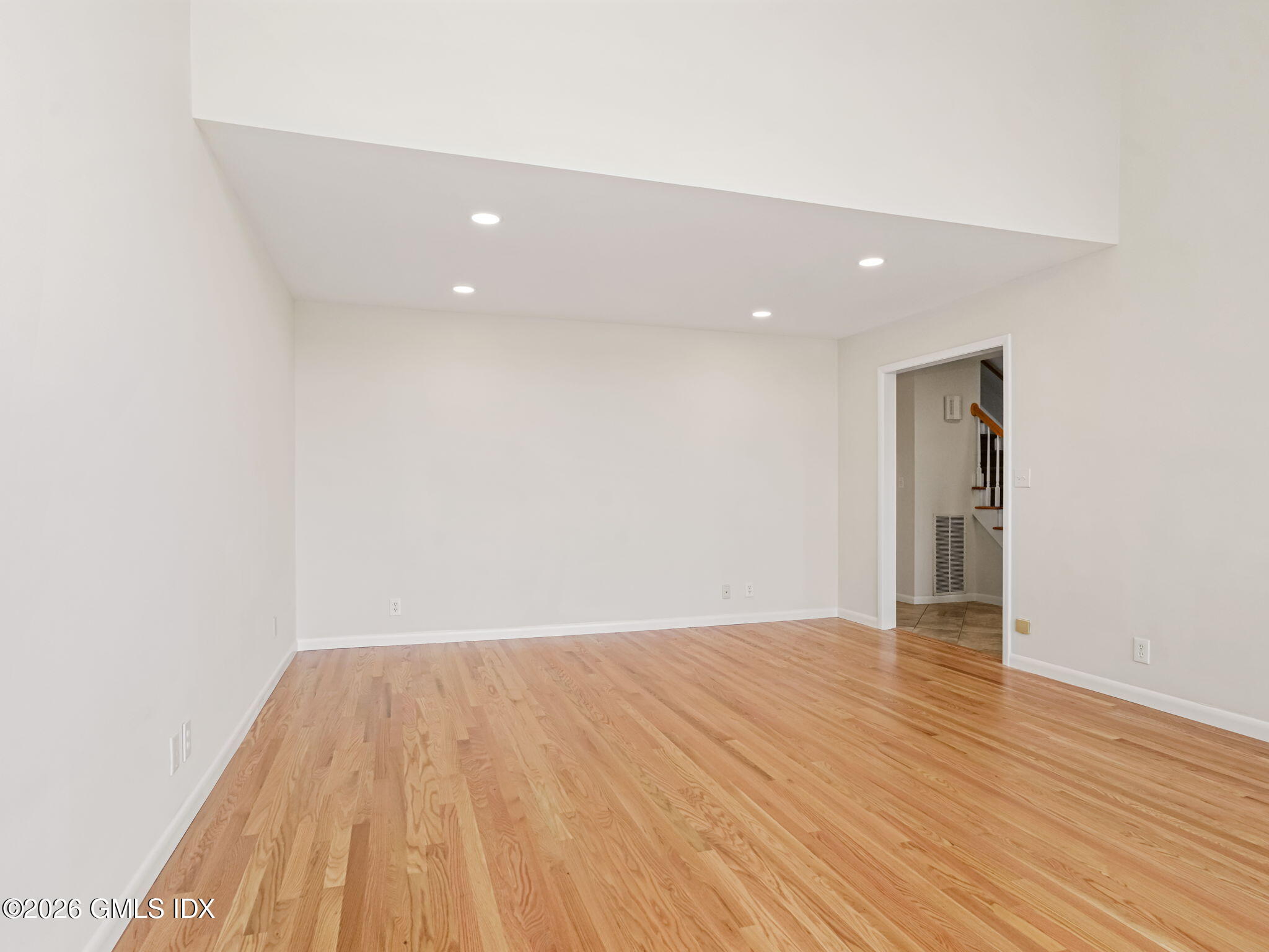 80 Tomac Avenue