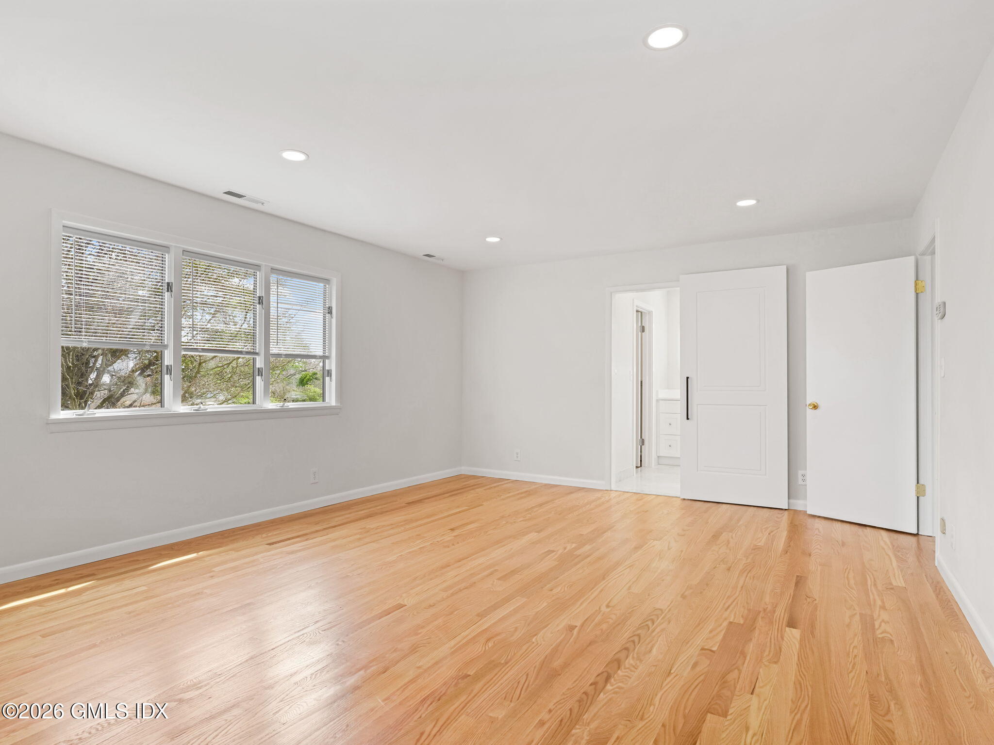 80 Tomac Avenue