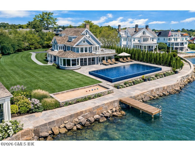 200 Shore Road