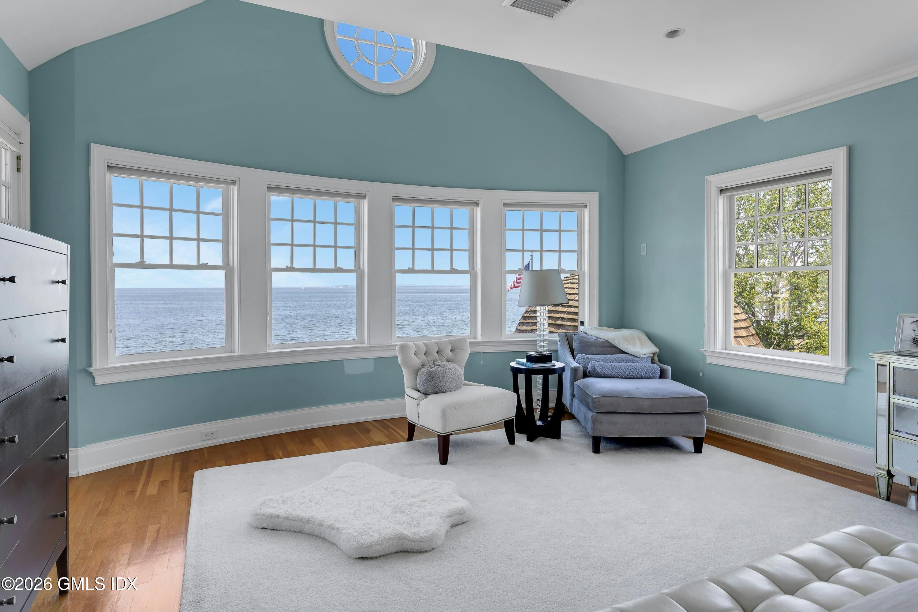 200 Shore Road