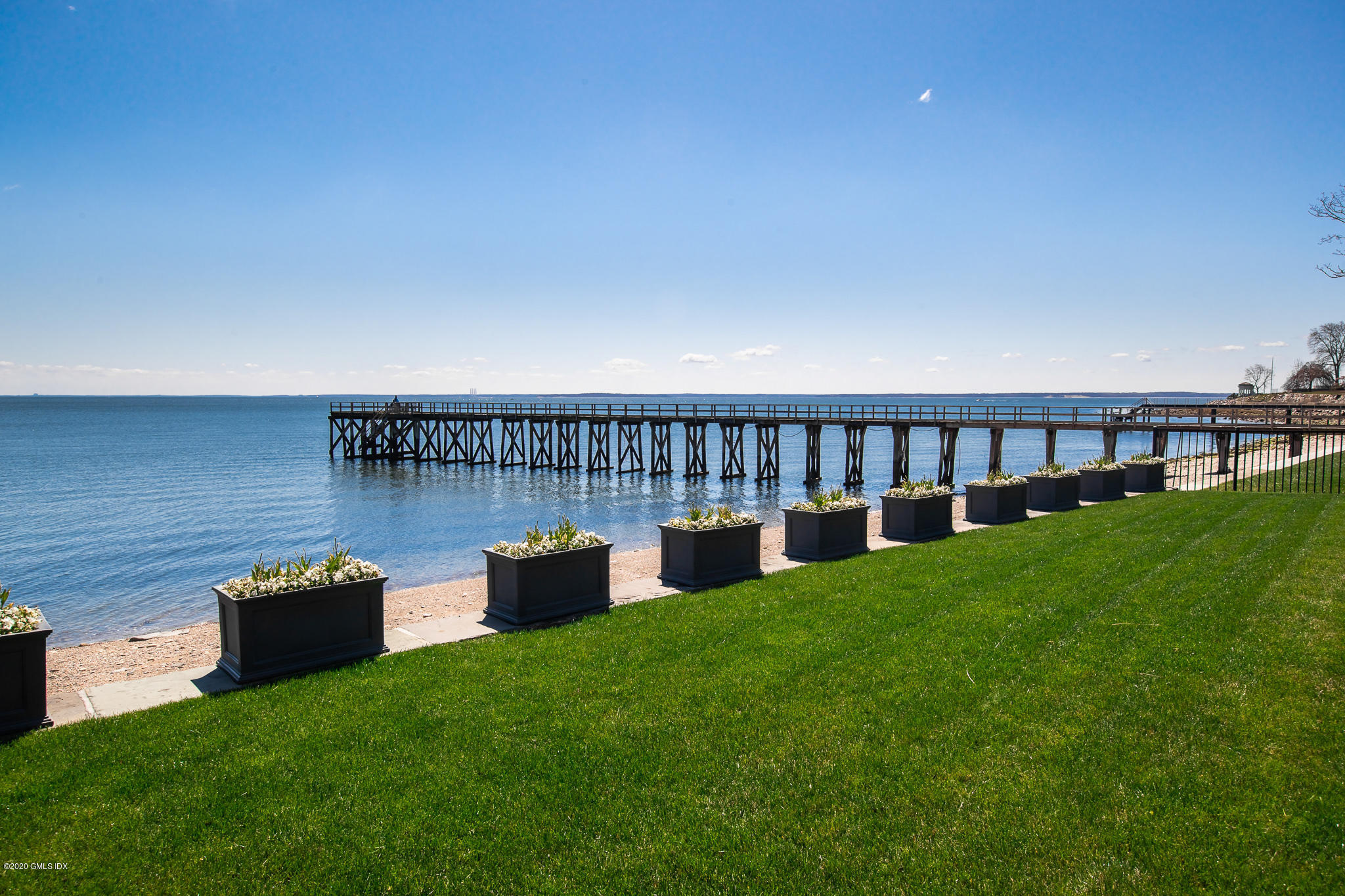 207-209 Long Neck Point Road