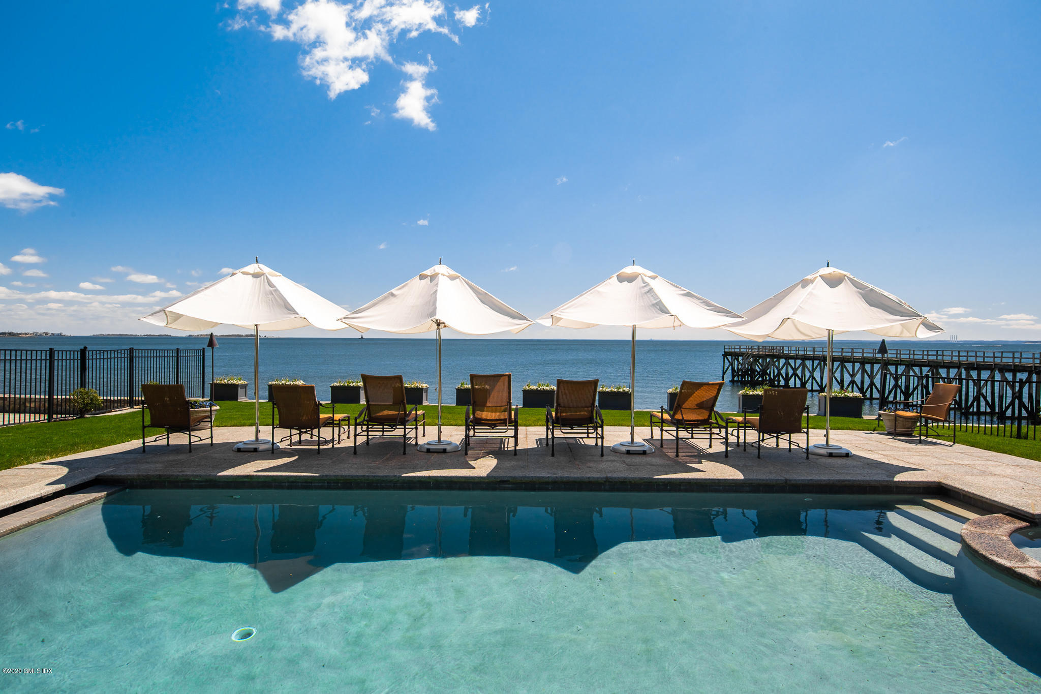 207-209 Long Neck Point Road