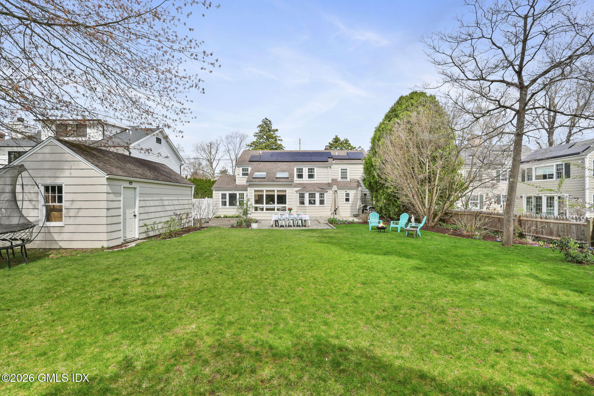 64 Summit Road