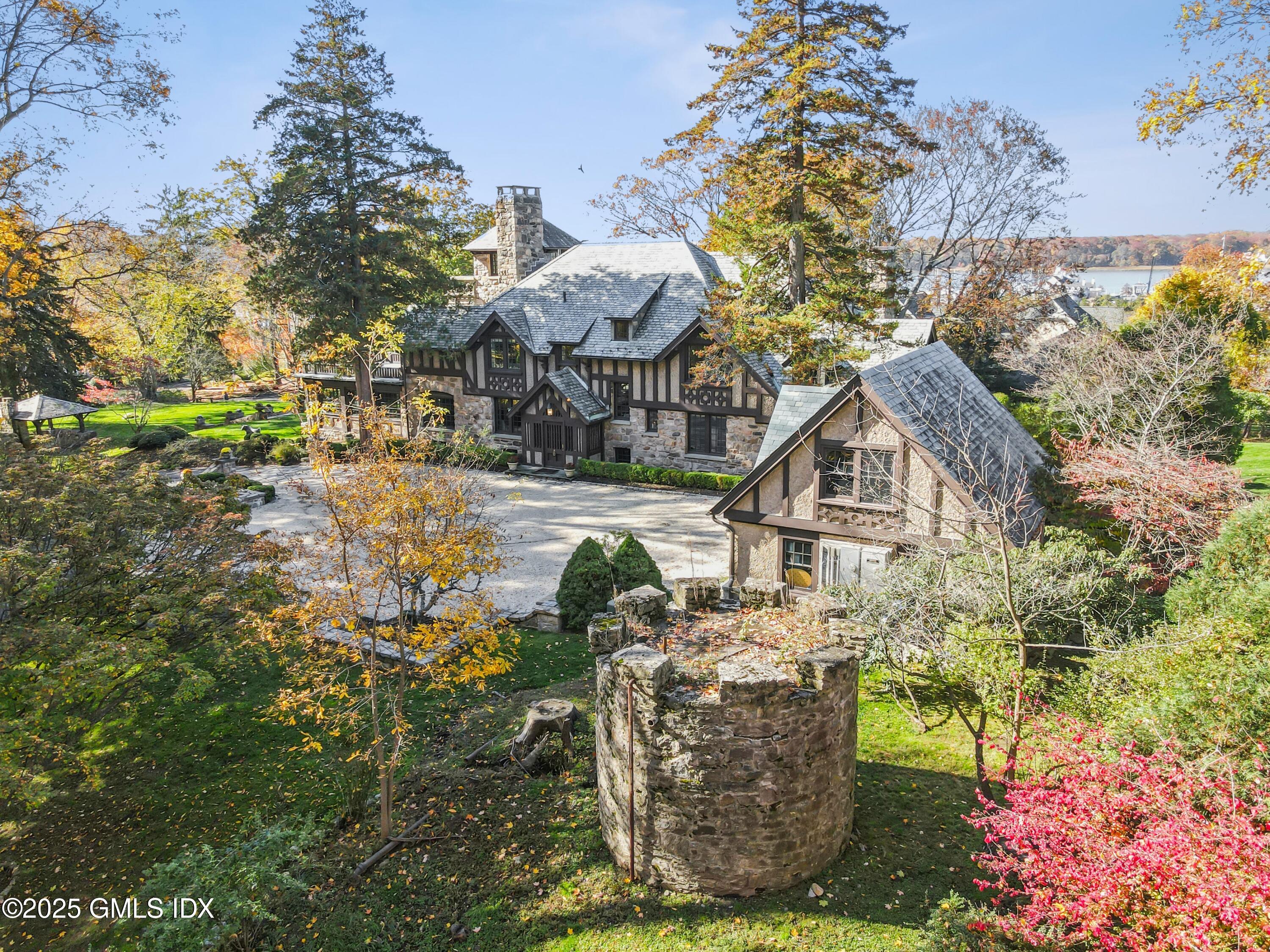 47 Carriglea Drive