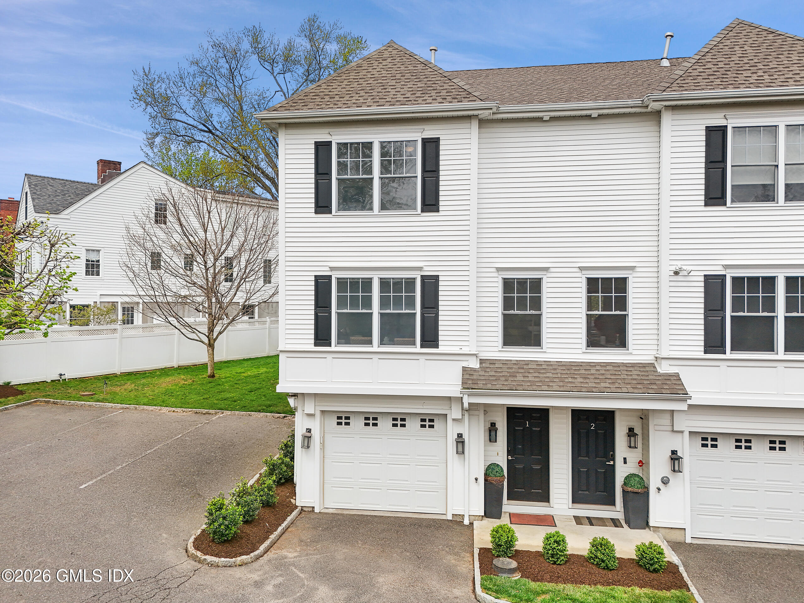 18 Stone Avenue 1